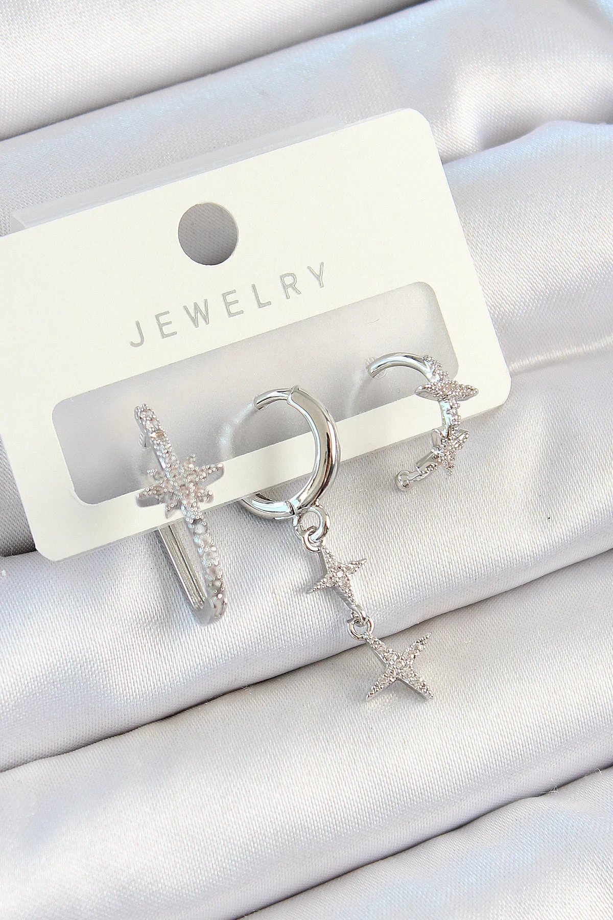 Pirinç Zirkon Taşlı Kelebek Ve Sallantılı Yıldız Model Gümüş Renk 3'lü Çift Kadın Küpe Set -1492