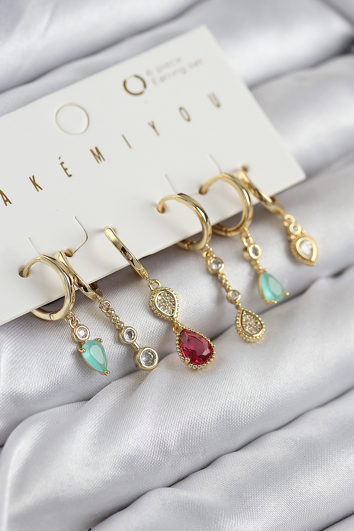 Pirinç Zirkon Taşlı Sallantılı Model Gold Renk 6'lı Küpe Set - TJ