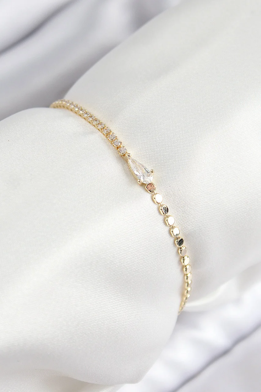 Pirinç Zirkon Taşlı Damla Model Ezme Zincir Gold Renk Kadın Bileklik Tj-bb7589 Diğer