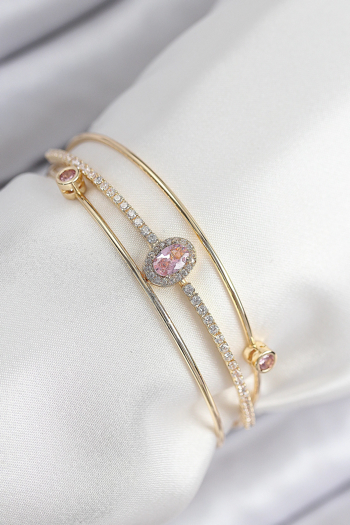 Butik Pirinç Zirkon Taşlı Baget Model Gold Renk Kadın Bileklik