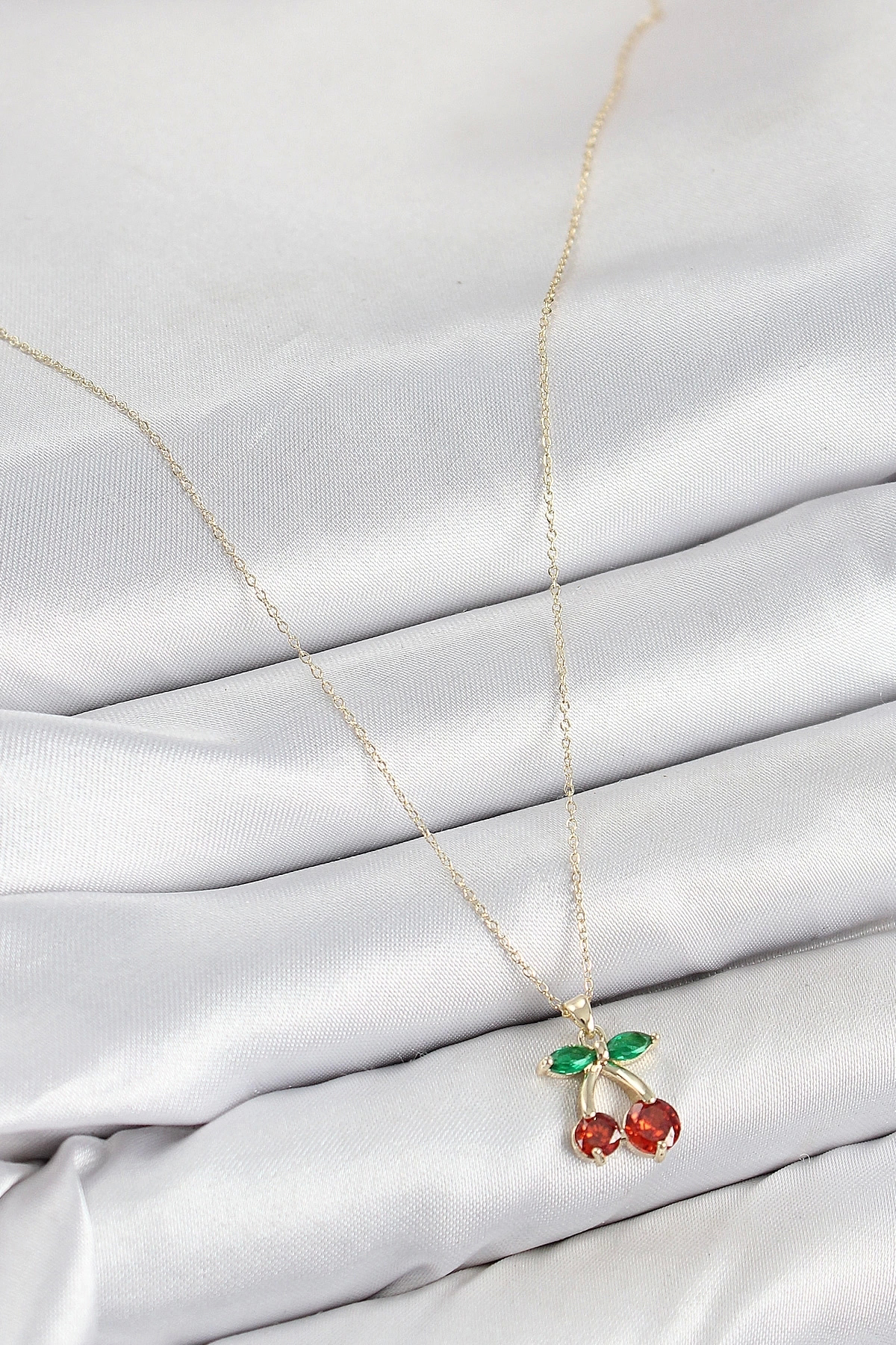 Butik Pirinç Zirkon Taşlı Kiraz Model Gold Renk Kadın Kolye