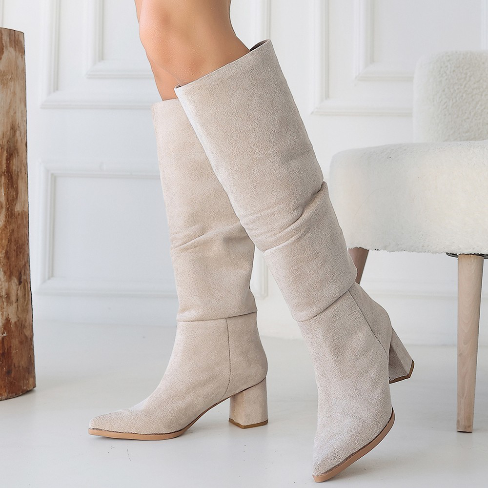 Pitay Bej Süet Topuklu Çizme Pitay Bej Süet Topuklu Çizme
