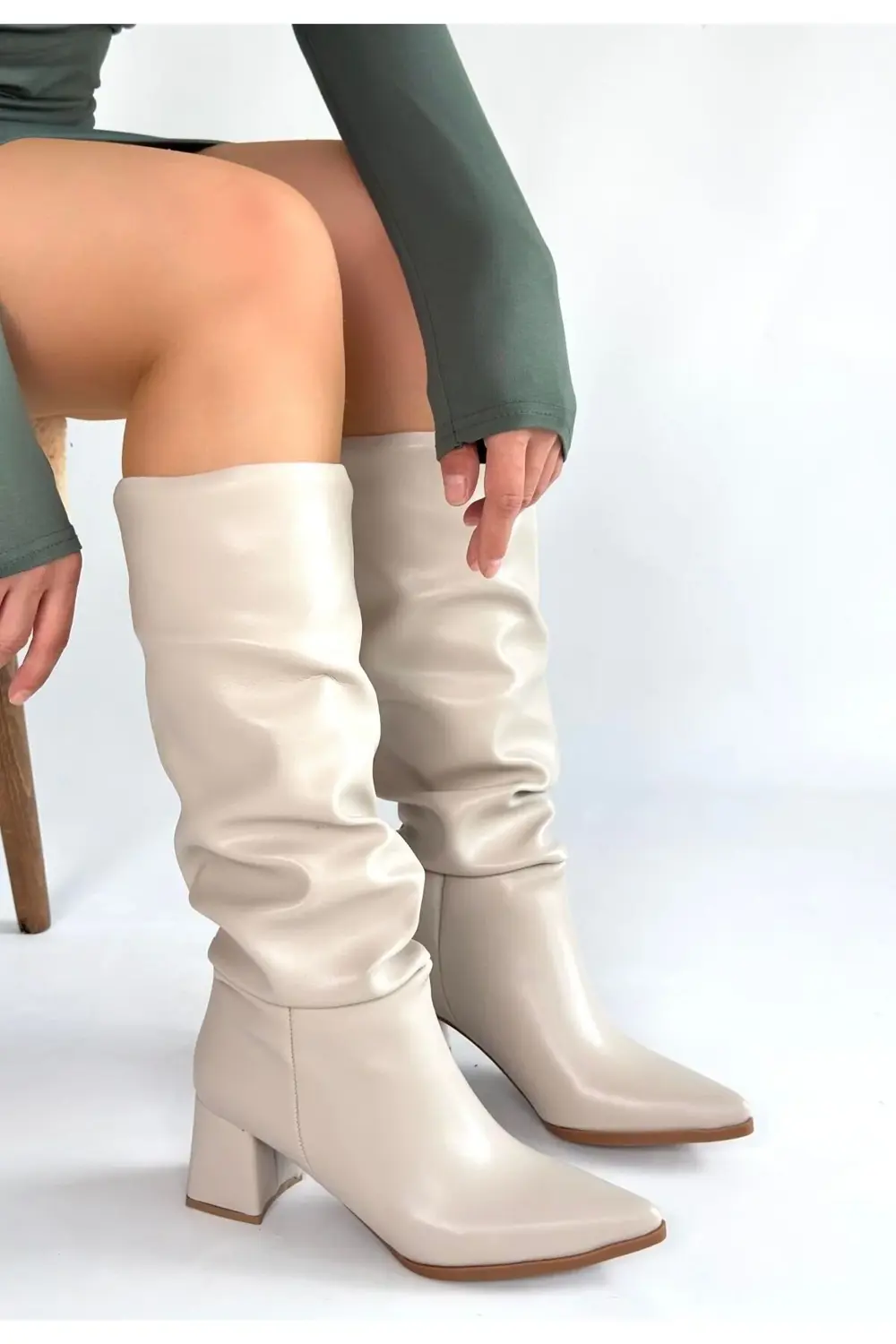 Piyat Ten Cilt Topuklu Çizme