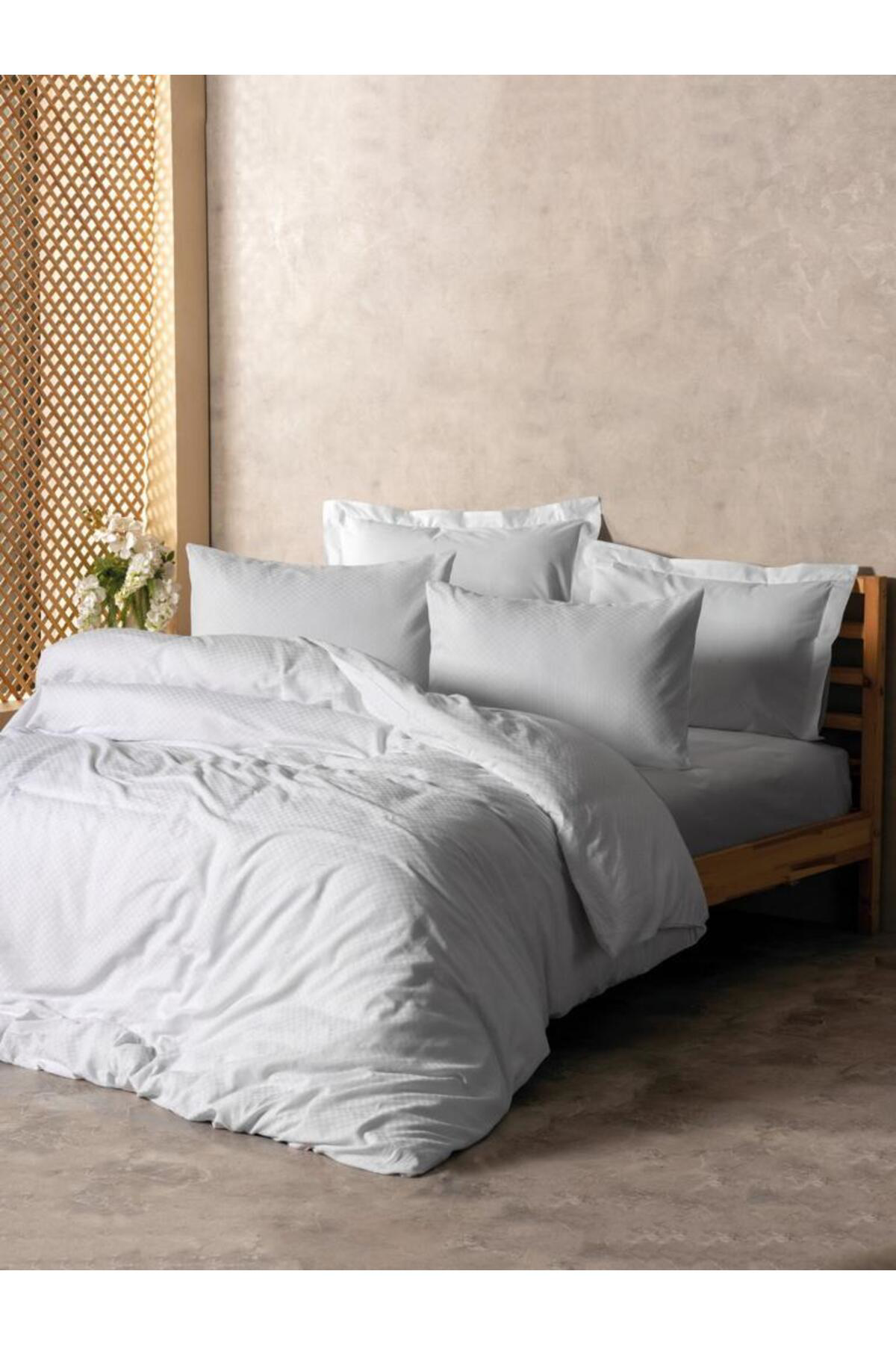 Doremodam Plaid Çift Kişilik Nev Takımı Beyaz