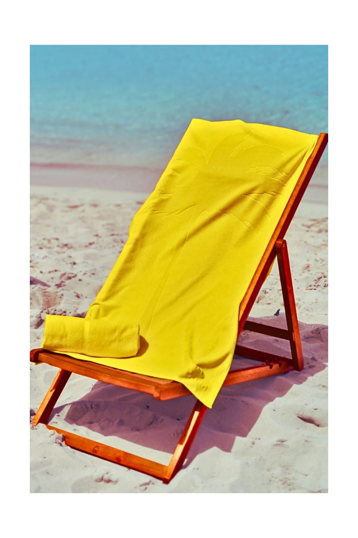 Plaj Çantasına Dönüşen %100 Pamuk Sarı Plaj Havlusu