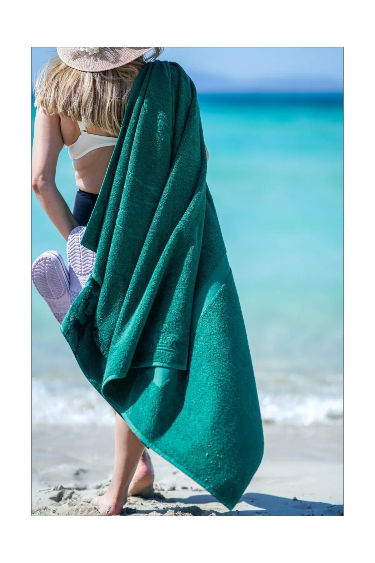 Plaj Çantasına Dönüşen %100 Pamuk Yeşil Plaj Havlusu