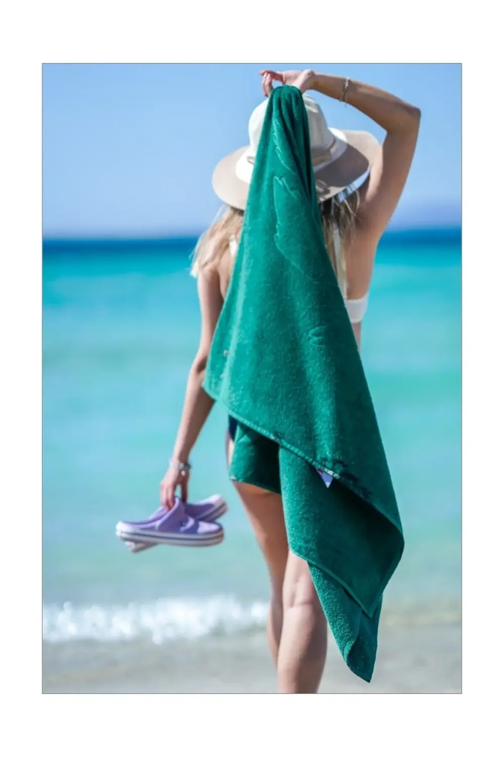 Plaj Çantasına Dönüşen %100 Pamuk Yeşil Plaj Havlusu