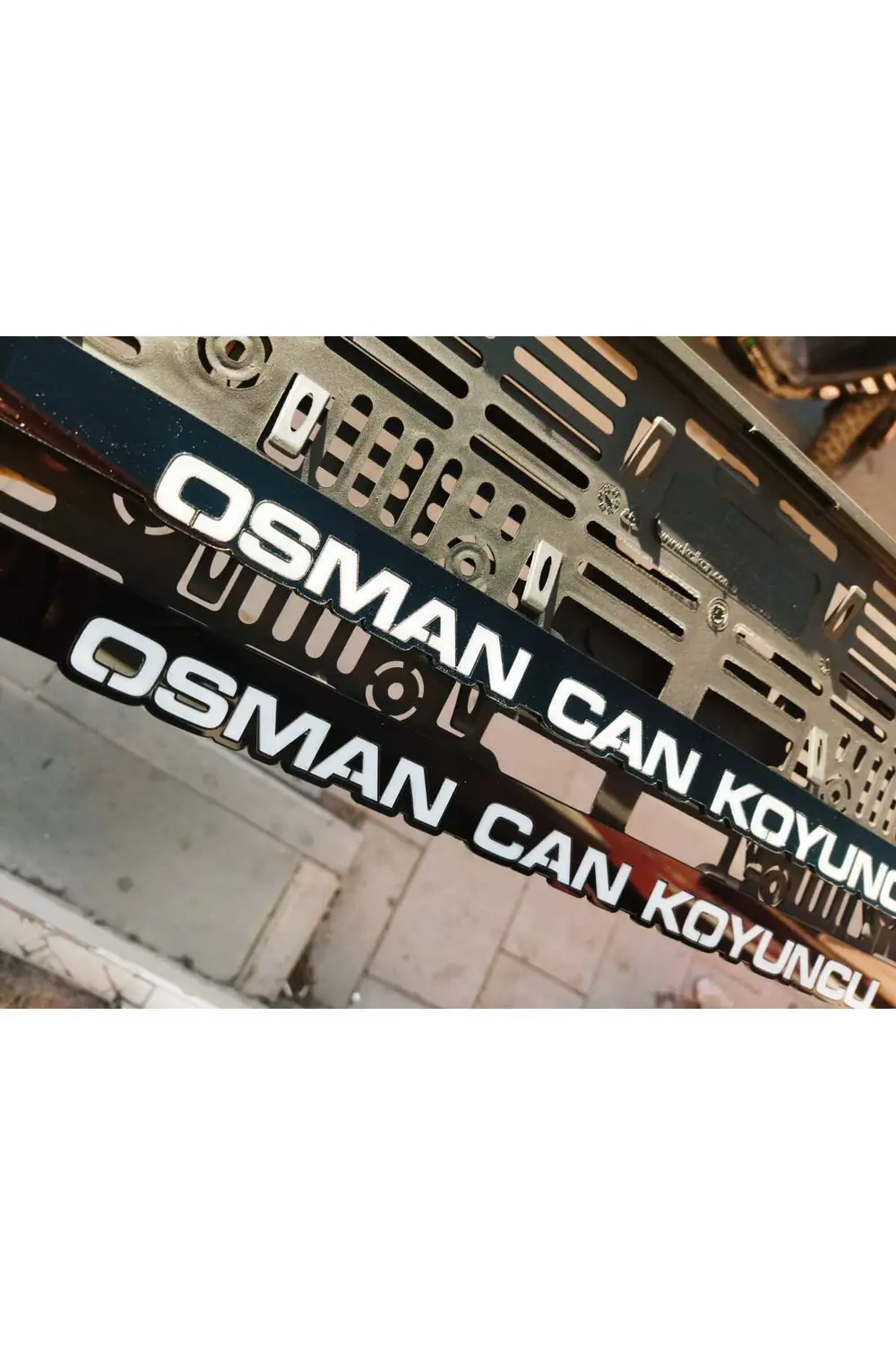 PLAKALIK İSİMLİ KİŞİYE ÖZEL LAZER KESİM PLEKSİ