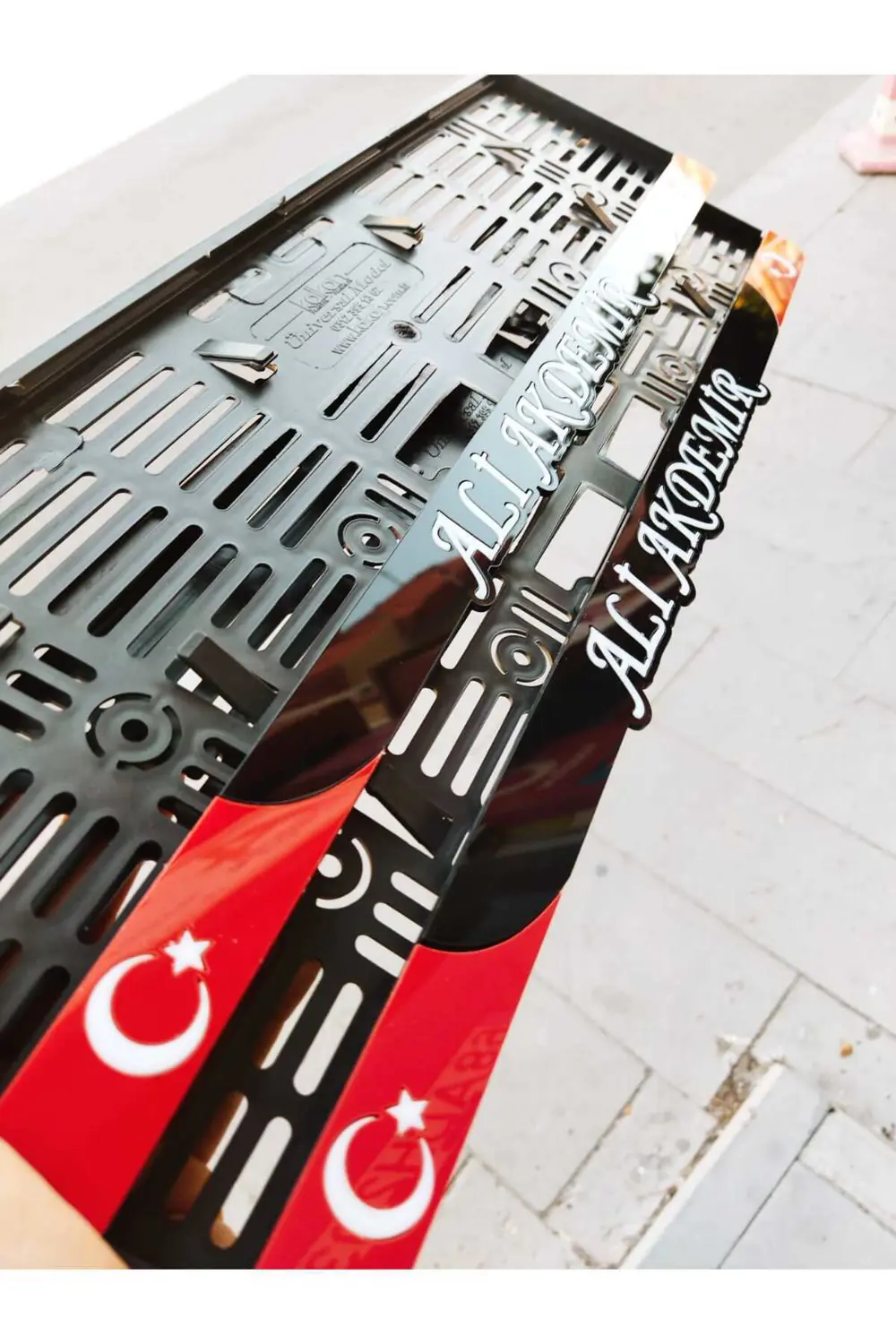 PLAKALIK İSİMLİ KİŞİYE ÖZEL LAZER KESİM PLEKSİ