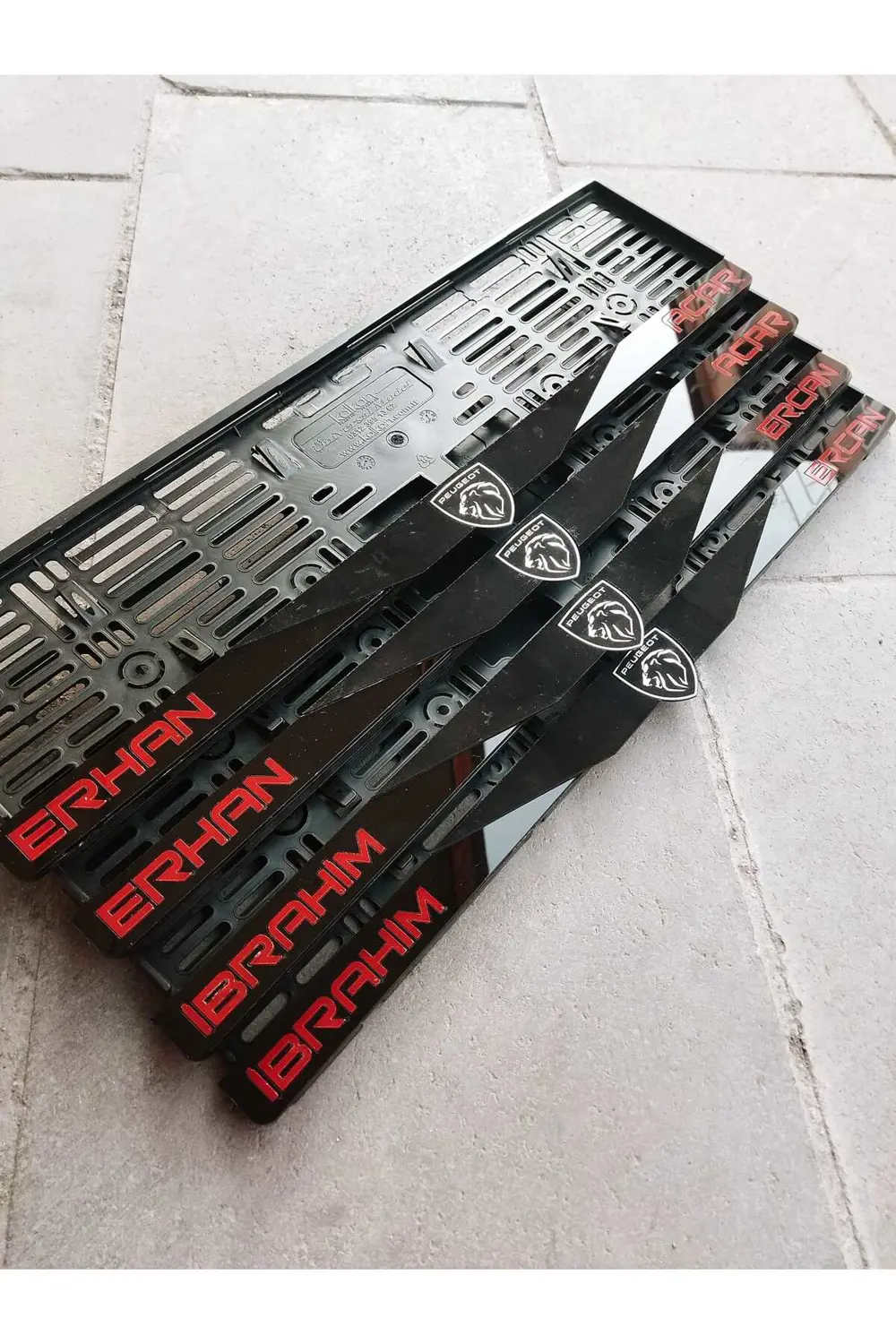 Plakalık Lazer Kesim Pleksi (2 Adet) PEUGEOT MAT plakalık KİŞİYE Plakalık Lazer Kesim Pleksi (2 Adet) PEUGEOT MAT plakalık KİŞİYE