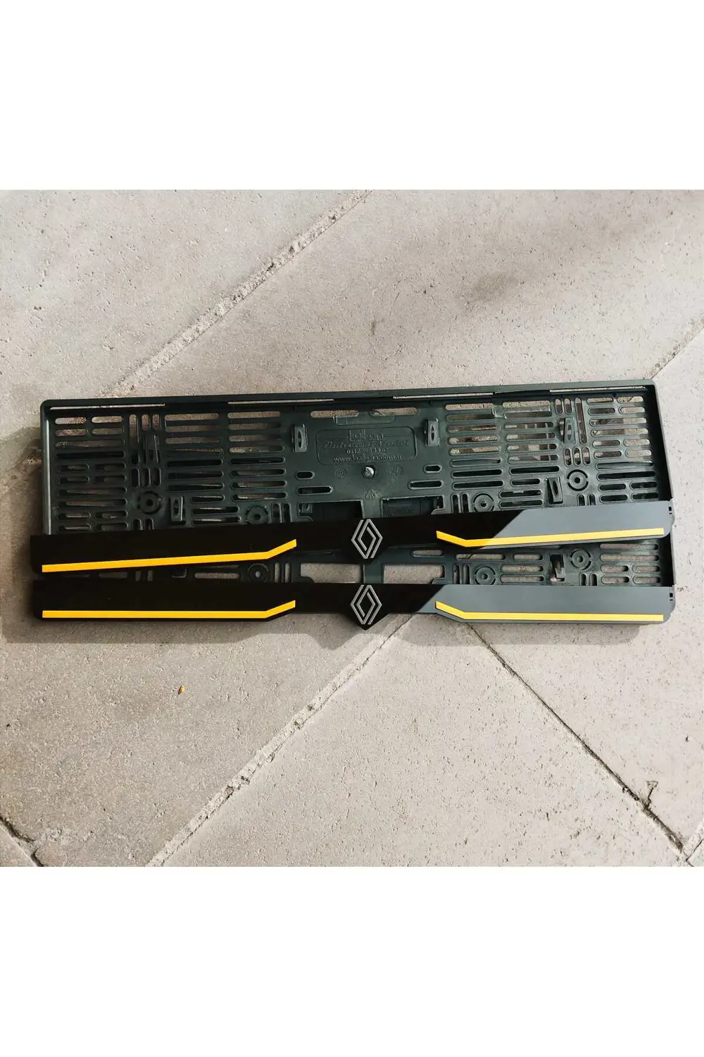 Plakalık Lazer Kesim Pleksi (2 Adet) Renault KİŞİYE ÖZEL PLAKALIK