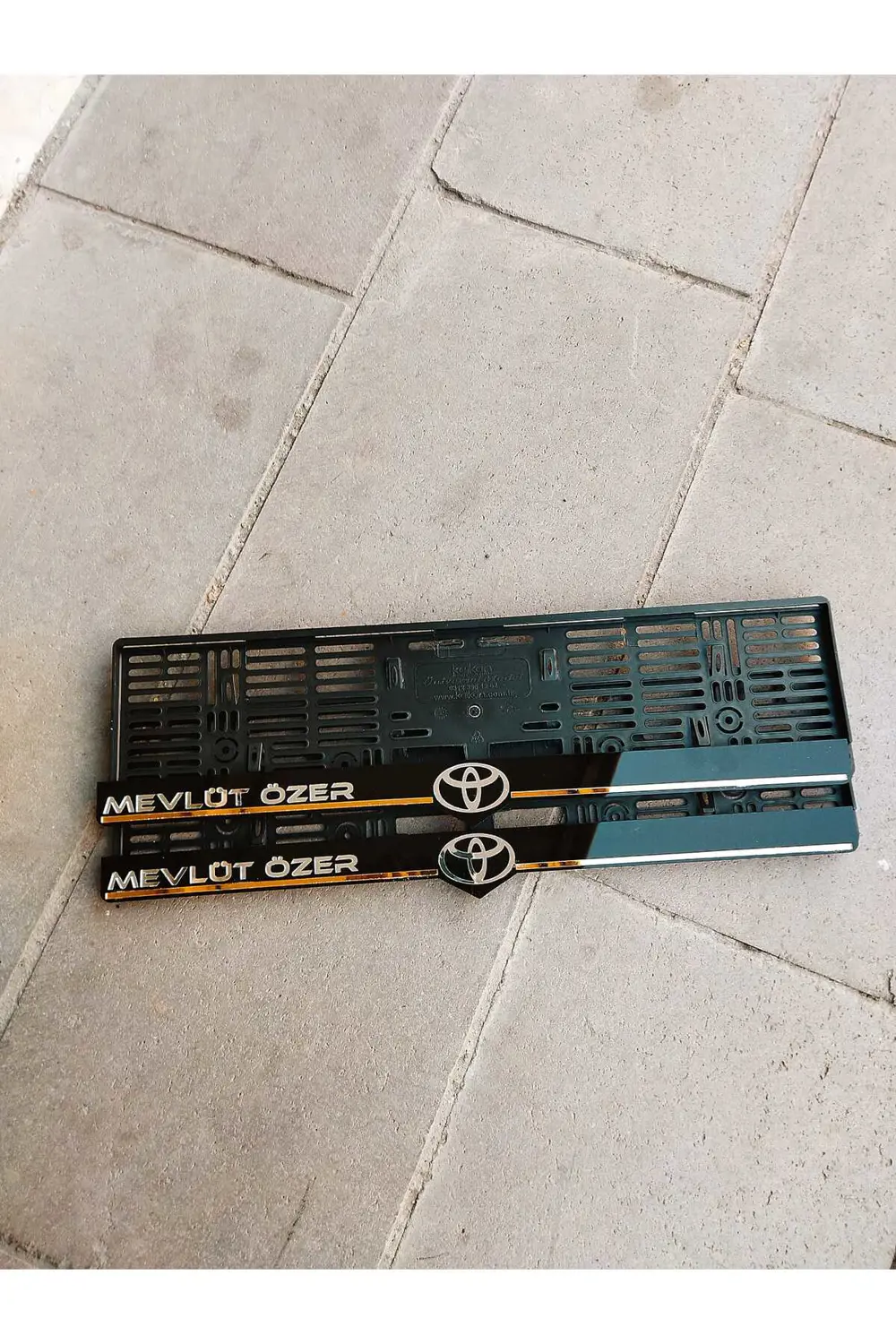 Plakalık Lazer Kesim Pleksi (2 Adet) Toyota KİŞİYE ÖZEL PLAKALIK|