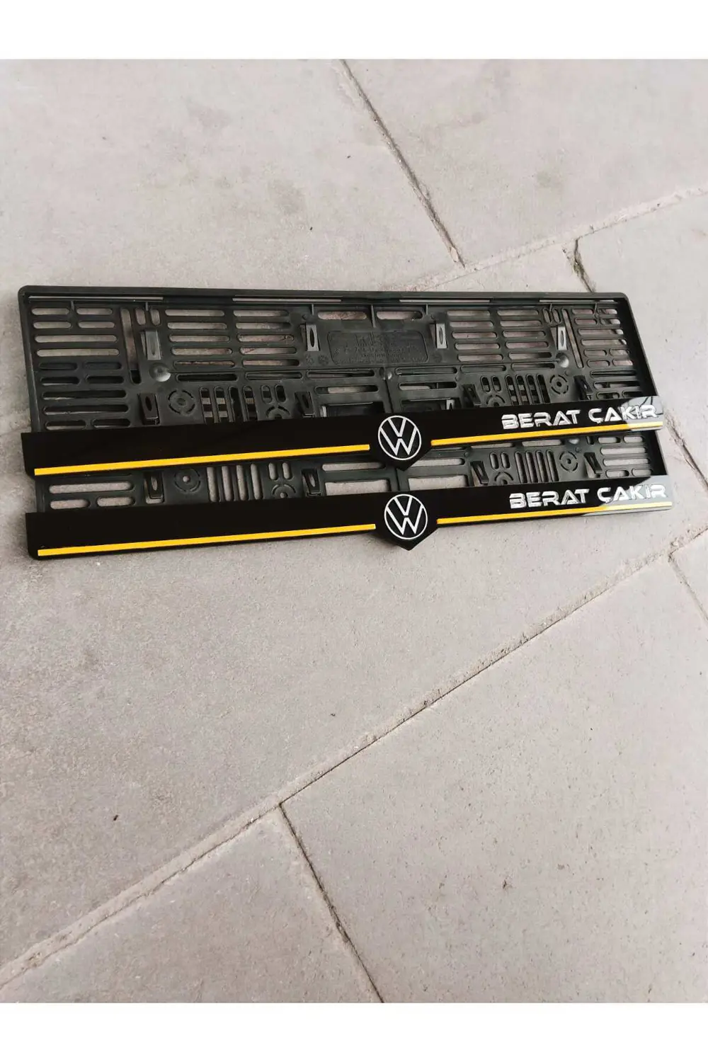 Plakalık Lazer Kesim Pleksi Özel Seri (2 Adet) Wolkswagen KİŞİYE 