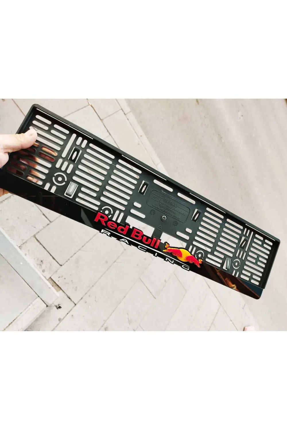 PLAKALIK REDBULL RACING 3D KABARTMA LAZER KESİM PLEKSİ ( 2 ADET )