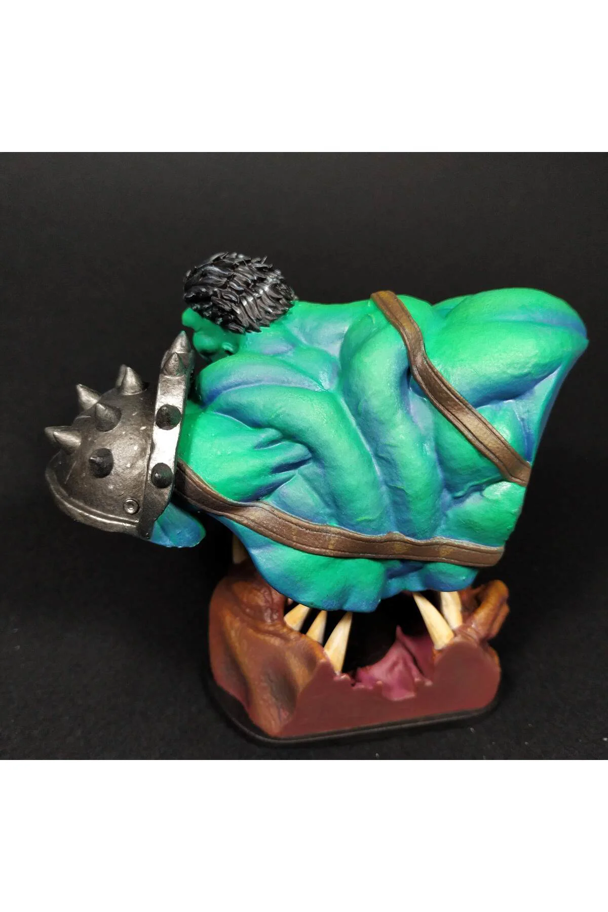 Planet Hulk Büst Öfkeli Hulk Büst 15CM