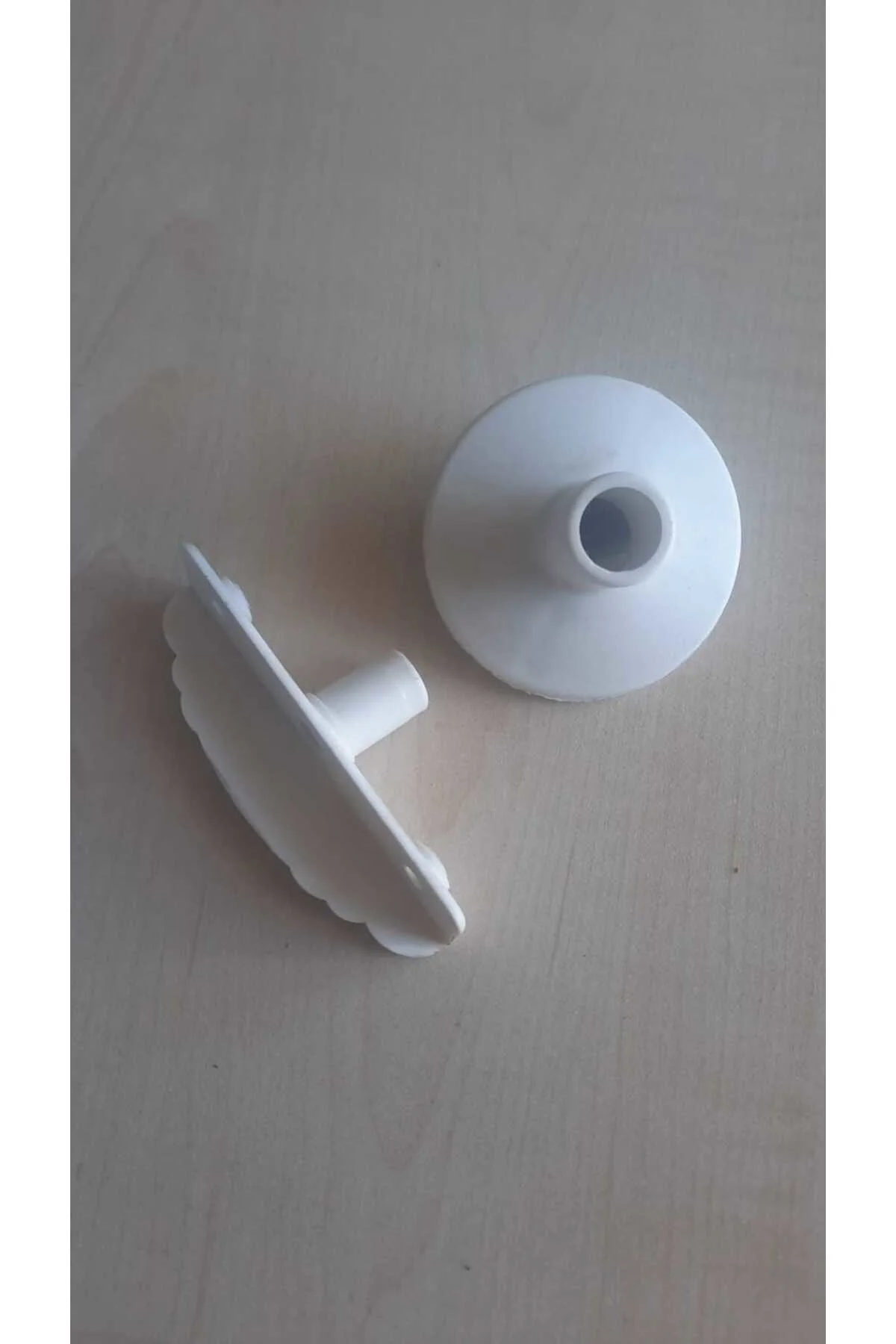 Plastik Beşik Ayağı Beyaz 4 Adet (18 mm ) Plastik Beşik Ayağı Beyaz 4 Adet (18 mm )