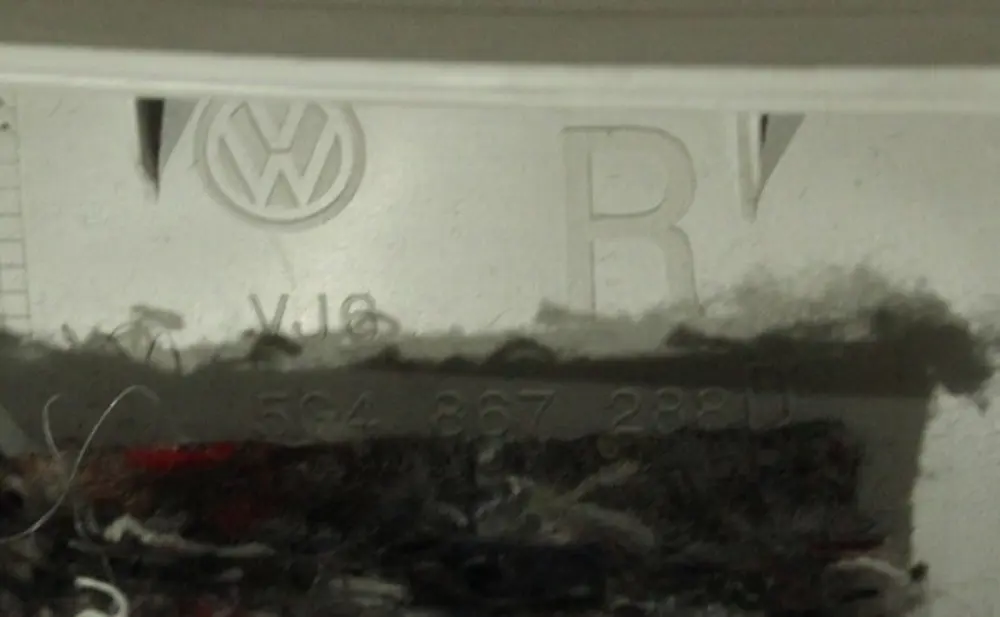 Plastik Kaplama C Sütun Sağ (VW Orjinal)(5G4867288D)(Golf 7)