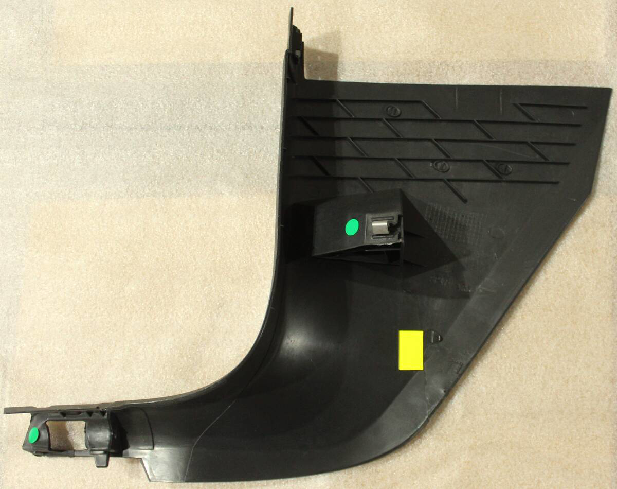 Plastik Kaplama A Sütun Alt Sağ (VW)(5G1863484A)(Golf 7)