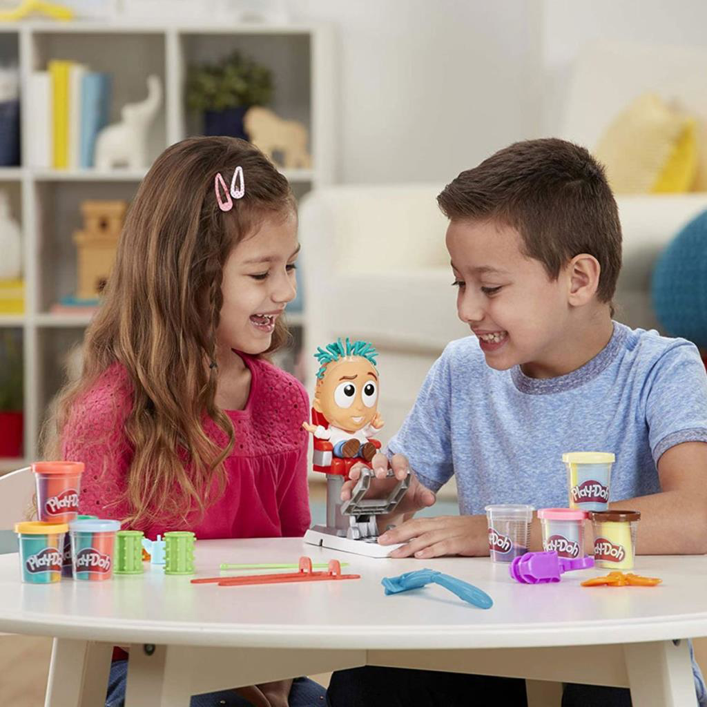 Play-Doh Çılgın Kuaför F1260 Play-Doh Çılgın Kuaför F1260
