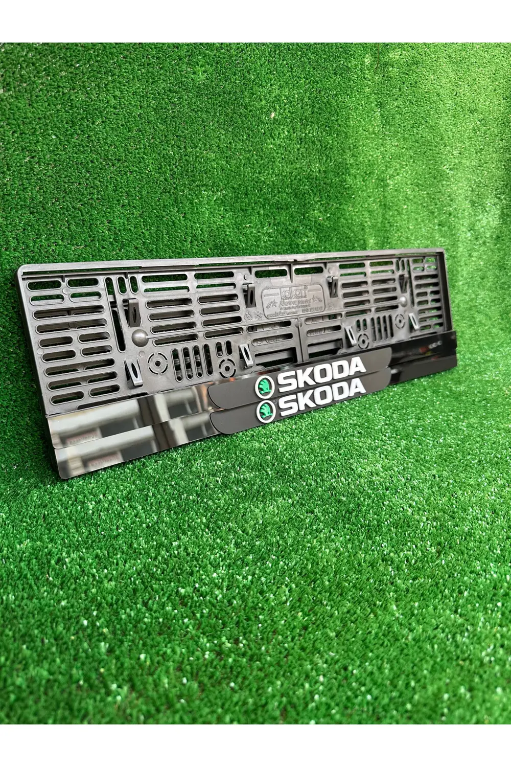 Pleksi Otomobil Plakalık Ahenk Model Skoda Logolu Fiyatı, Yorumları ve Özellikleri