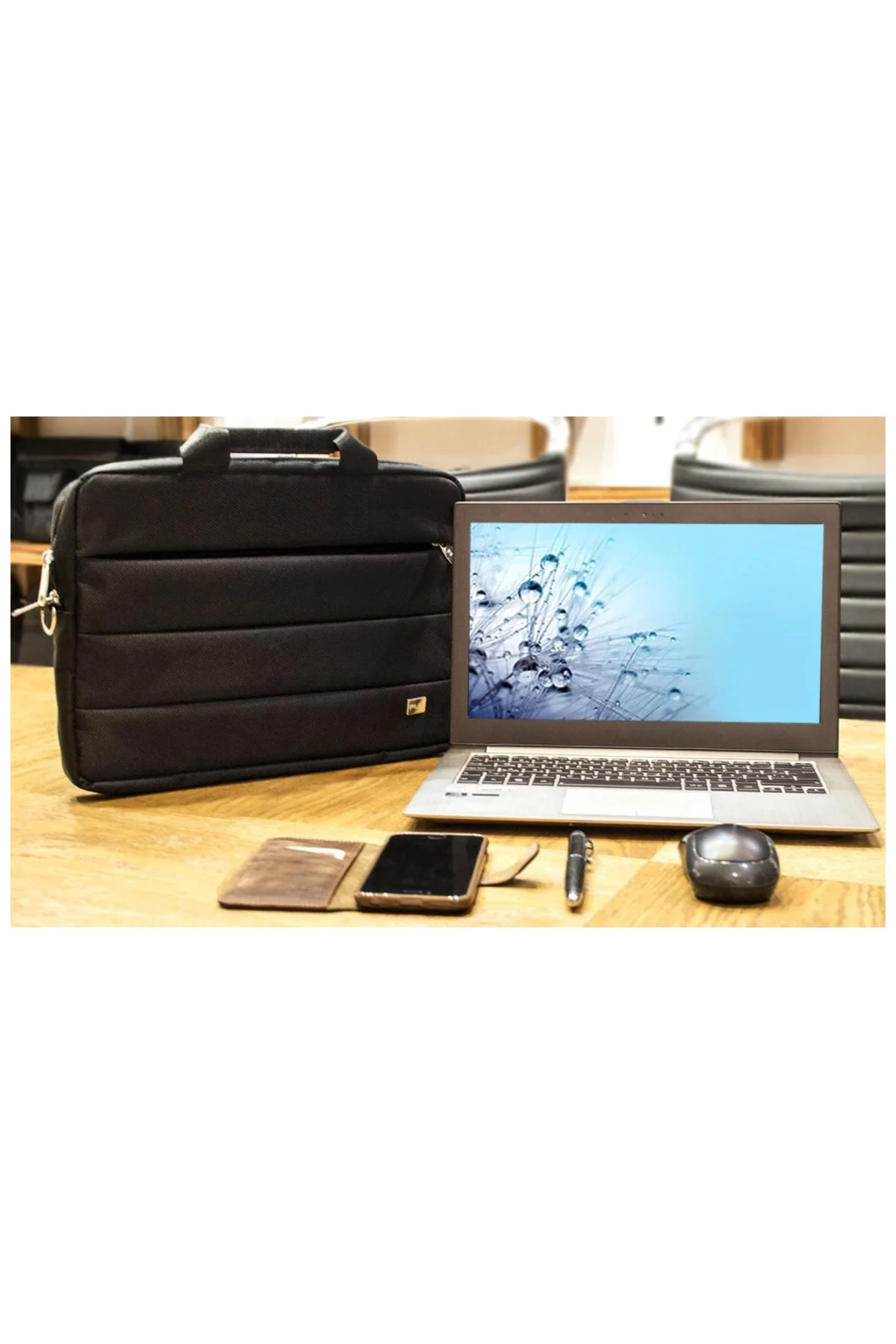 PLM Canyon Case Notebook Çantası 15"-16" Siyah