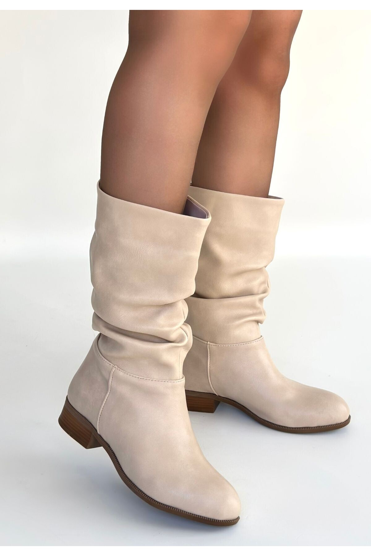 Plod Bej Cilt Körüklü Çizme - Lisinya