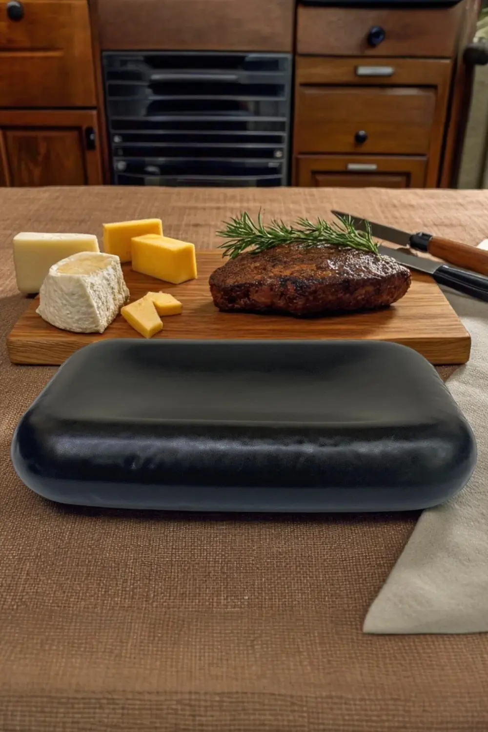 Plume Porselen 27cm Dikdörtgen Düz Servis Sunum Tabağı Mat Siyah