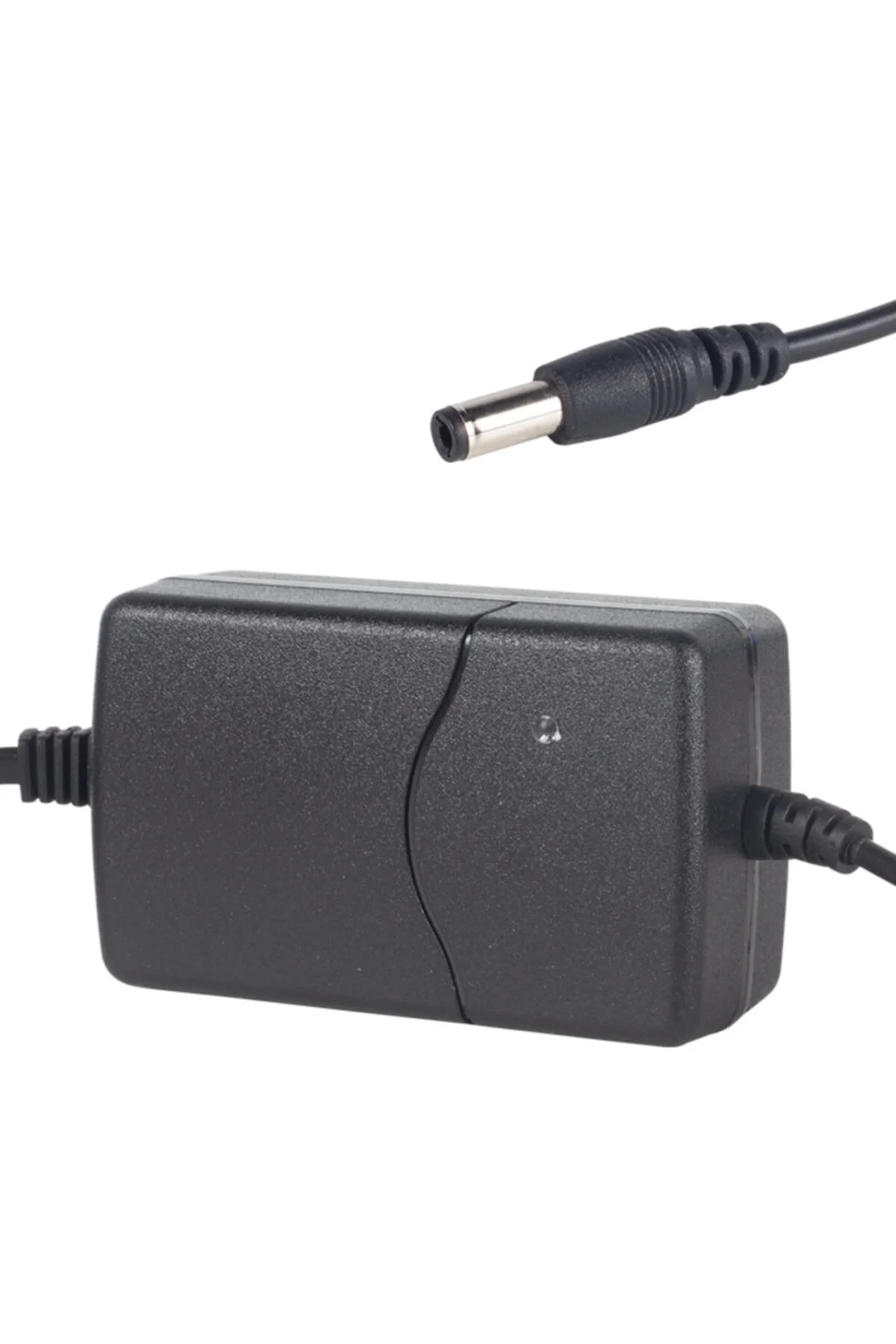 Pm-31770 12 Volt - 1 Amper Masa Üstü Iki Ucu Kablolu Adaptör 5.5*2.5 Uç