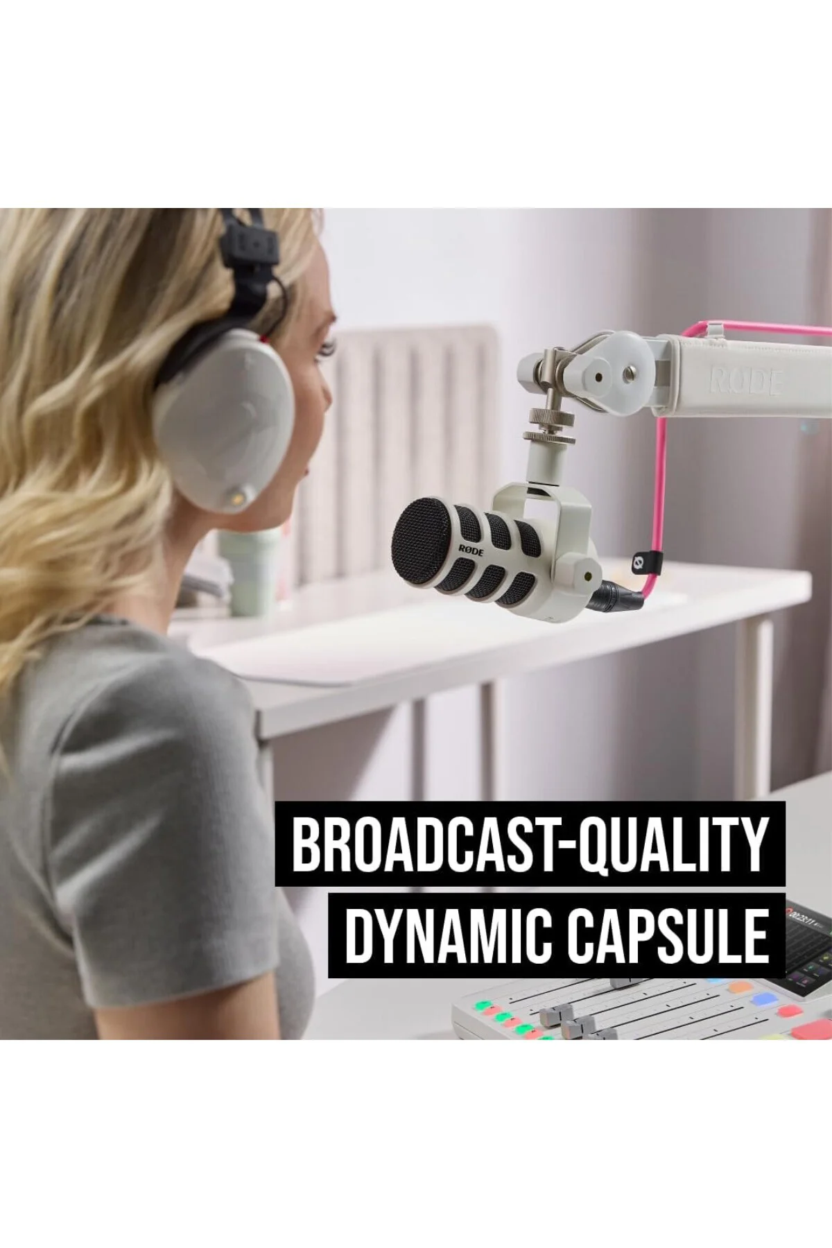 Podcasting, Akış ve İçerik Oluşturma için XLR ve USB Bağlantılı P Podcasting, Akış ve İçerik Oluşturma için XLR ve USB Bağlantılı P