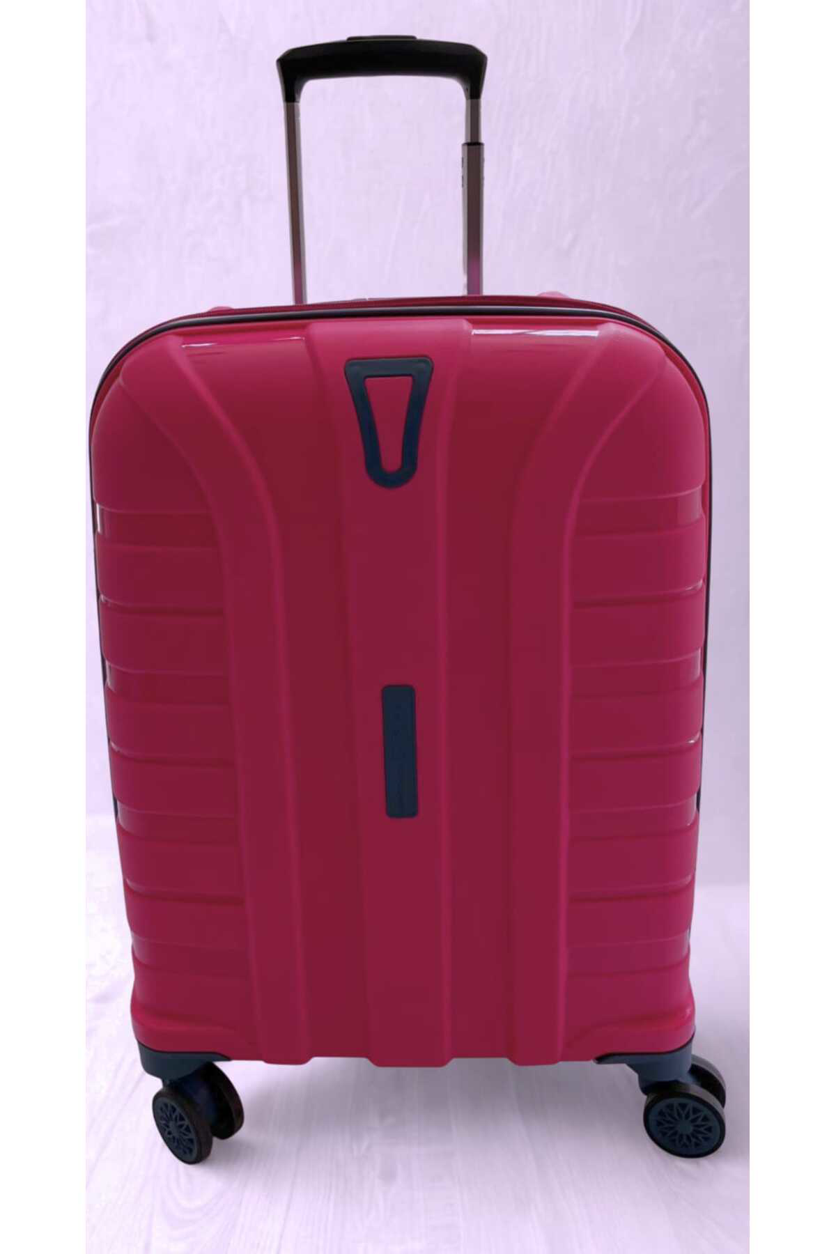 Monalisa Home Polipropilen Kabuk Kirilmaz Orta Boy Valiz