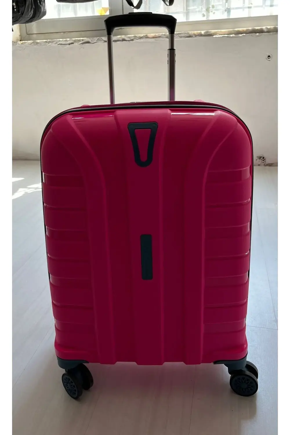 Polipropilen Kabuk Kırılmaz Kabin Boy Valiz