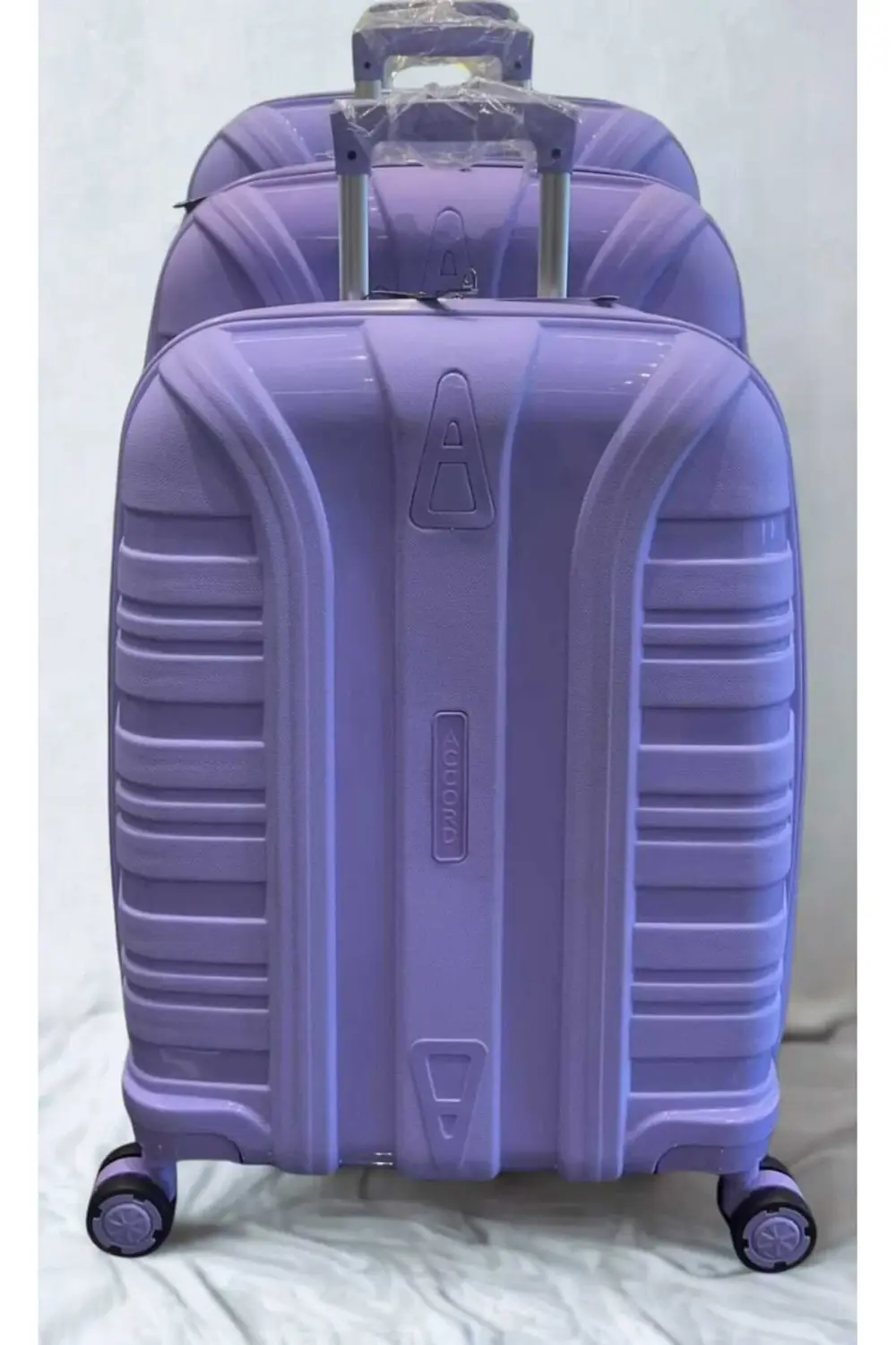 Polipropilen Kabuk Kırılmaz Orta Boy Valiz