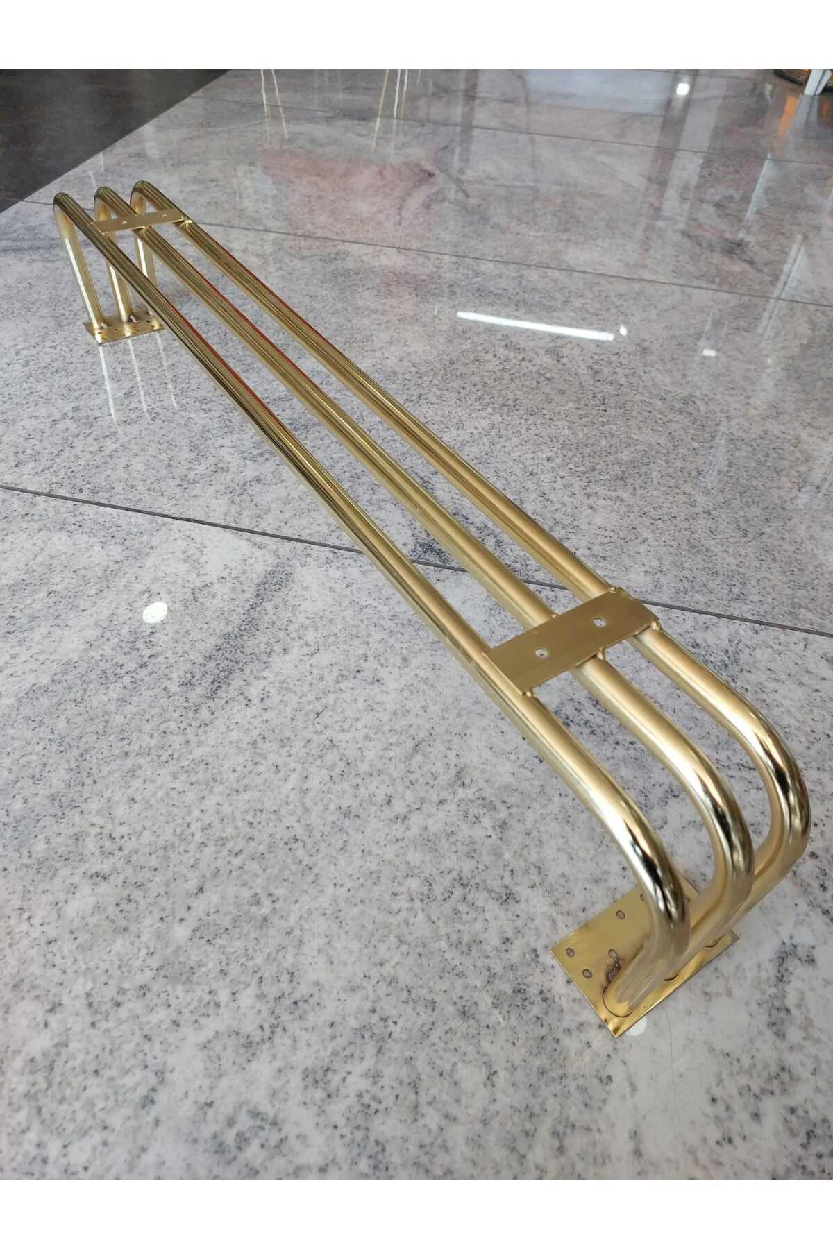 Polo Mobilya Ayağı Metal Altın Renk 2 Adet 85*15 Polo Mobilya Ayağı Metal Altın Renk 2 Adet 85*15