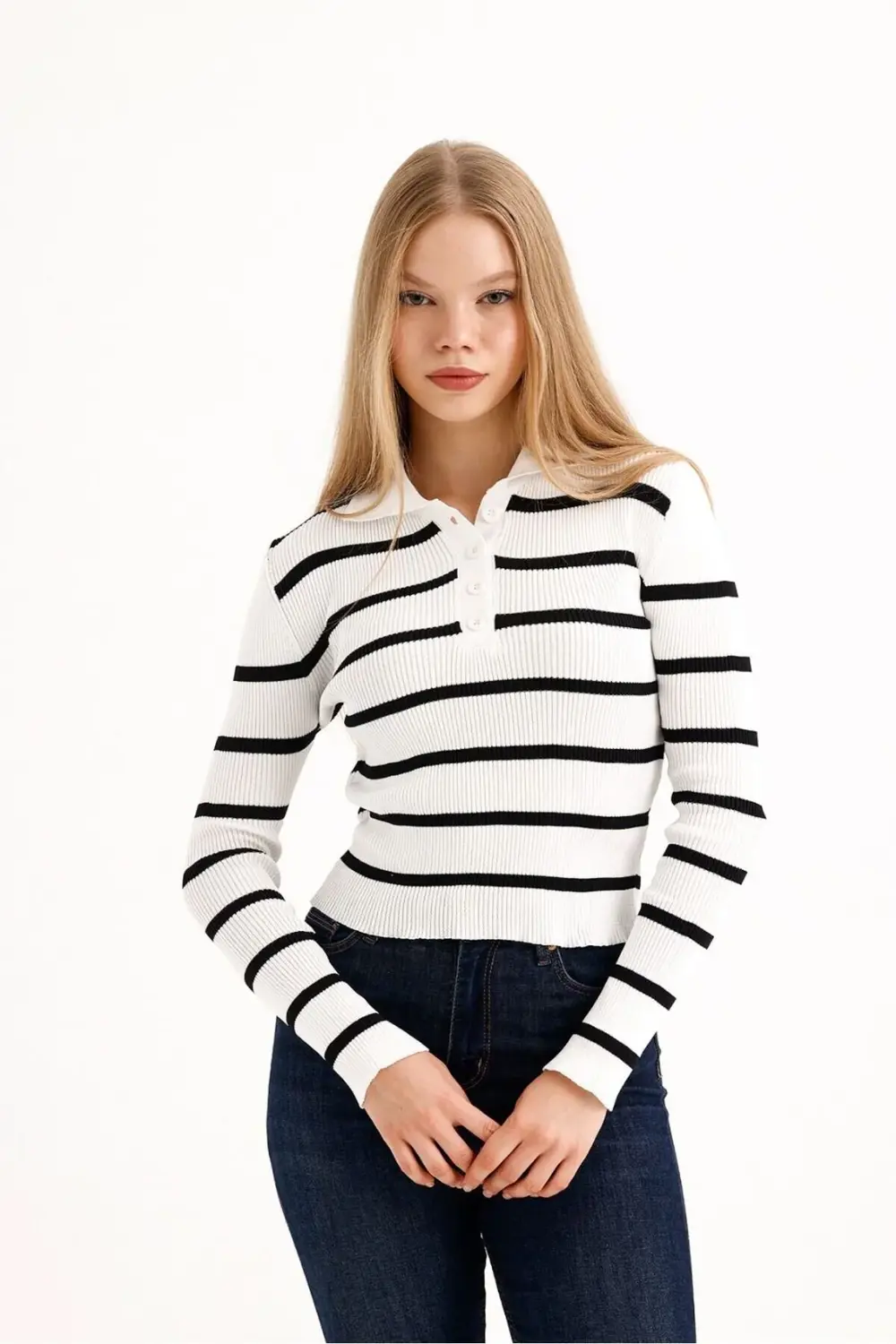 POLO YAKA ÇİZGİLİ KADIN KAZAK