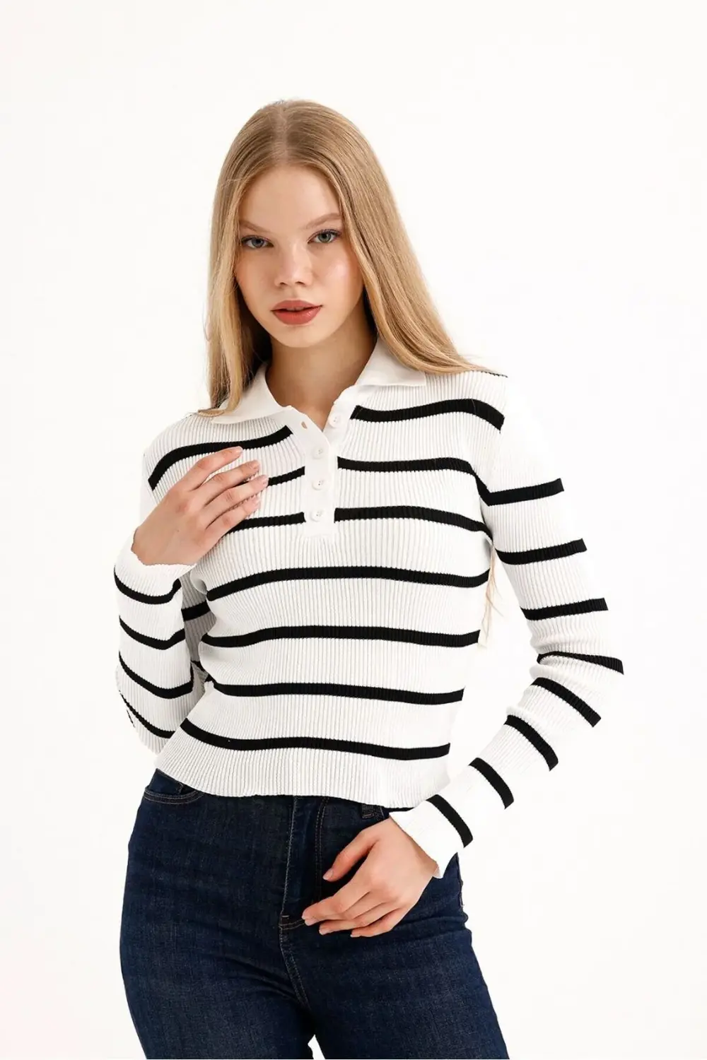 POLO YAKA ÇİZGİLİ KADIN KAZAK