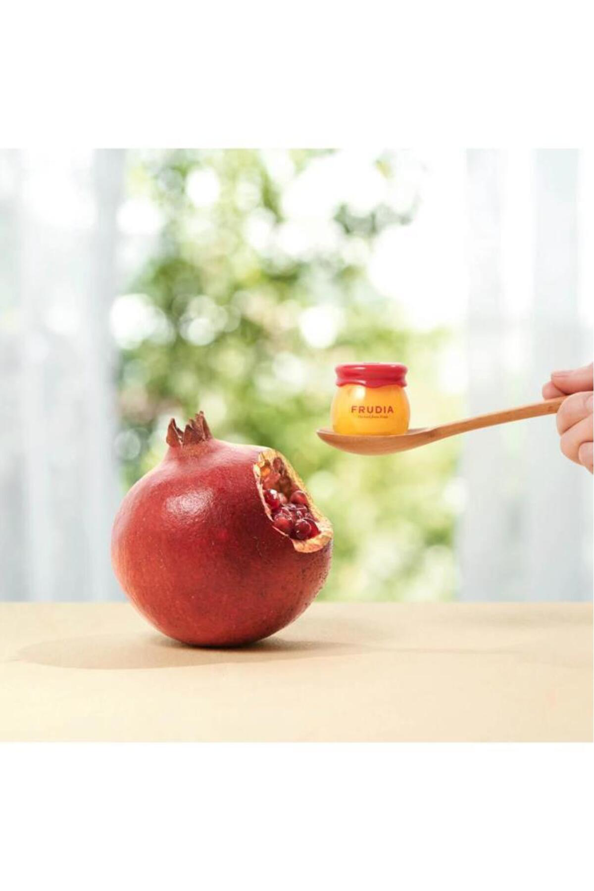 Pomegranate Nemlendirici Dudak Balmı 10G