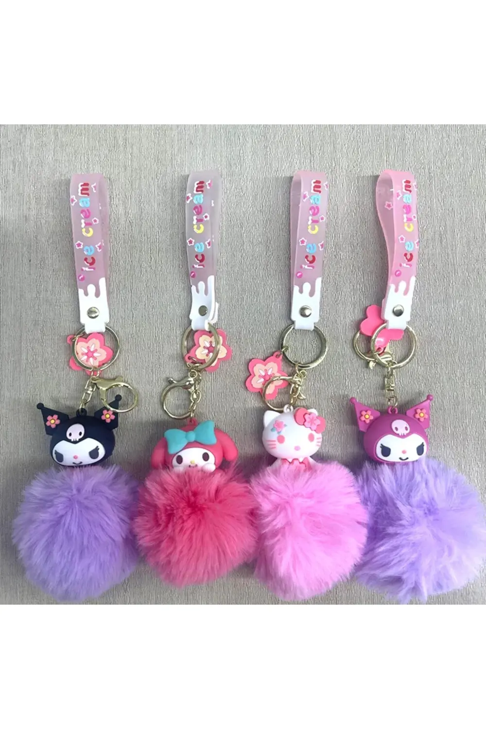 Ponponlu Kuromi Ve Hello Kitty Anahtarlık