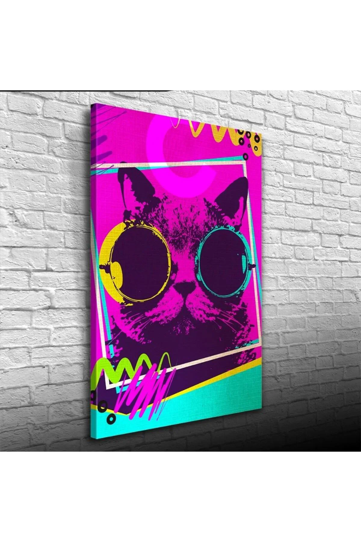 Pop Art Tarzı Eflatun Tonlarda Dekoratif Kanvas Tablo 50 x 70