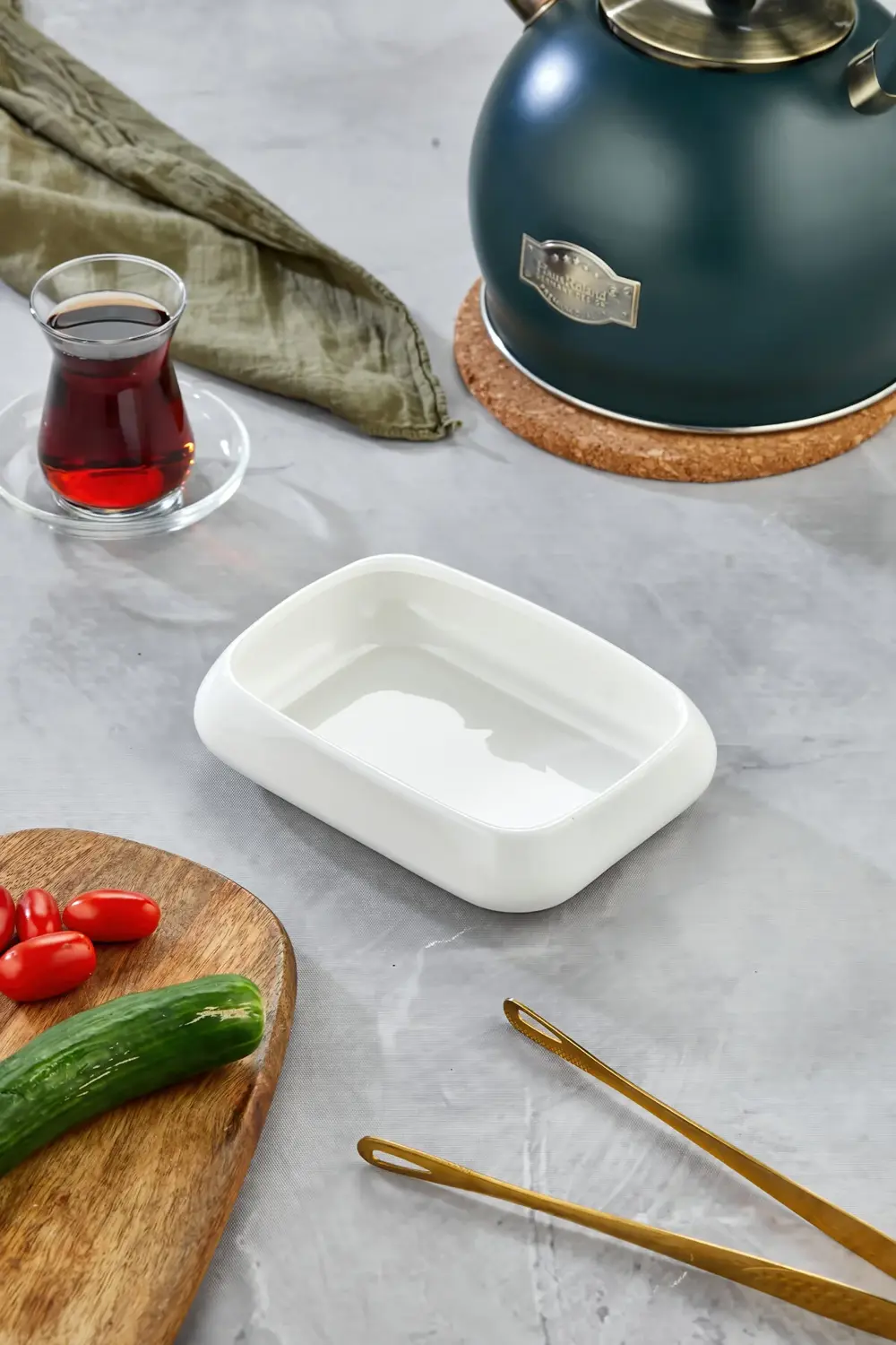 Porselen Dikdörtgen Meze ve Servis Tabağı 16x12x4 cm – Şık Sunum