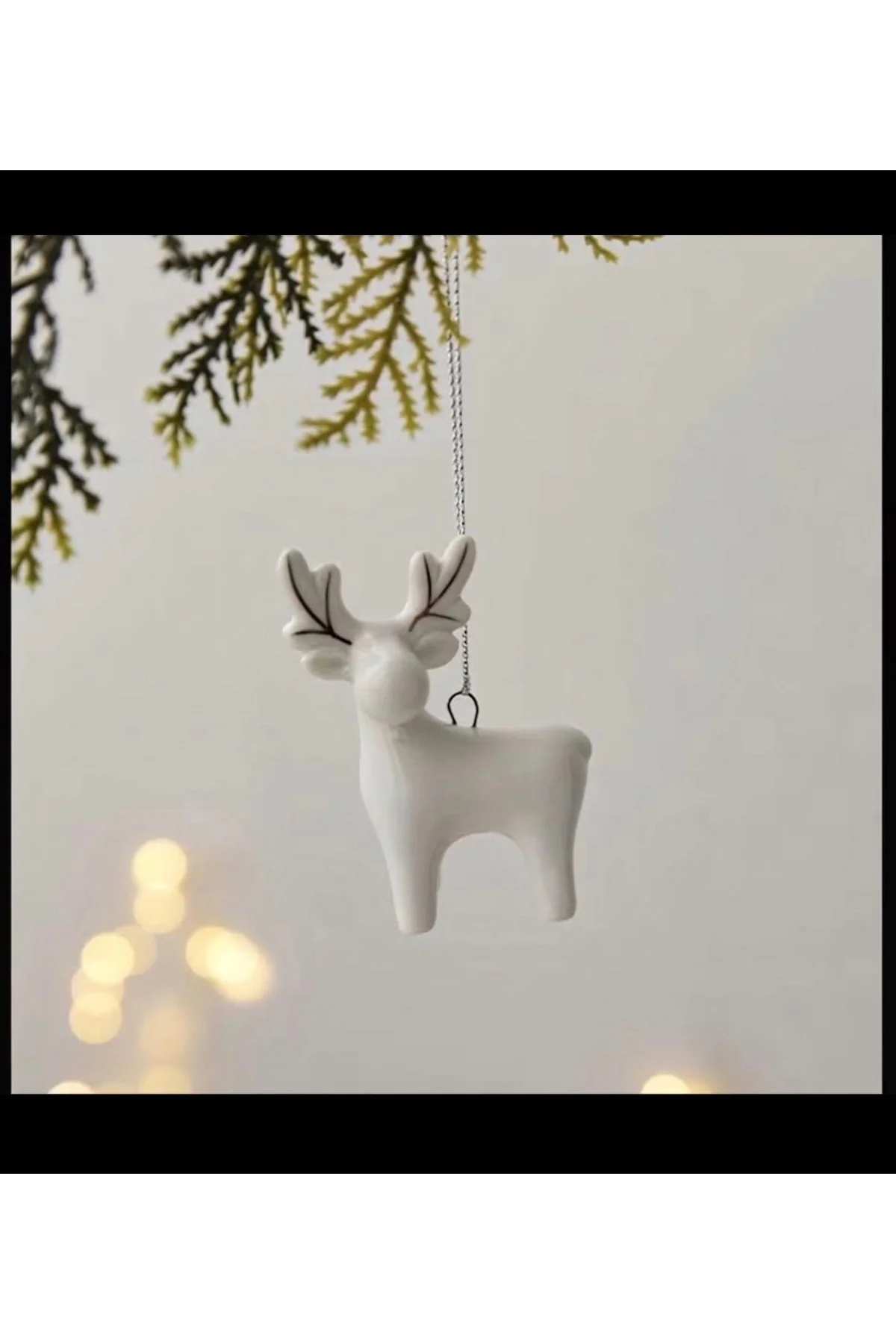 Porselen Geyik Yılbaşı Ağaç Süsü – Dekoratif Seramik Yılbaşı Süsü (6.5 cm) Porselen Geyik Yılbaşı Ağaç Süsü – Dekoratif Seramik Yılbaşı Süsü (6.5 cm)
