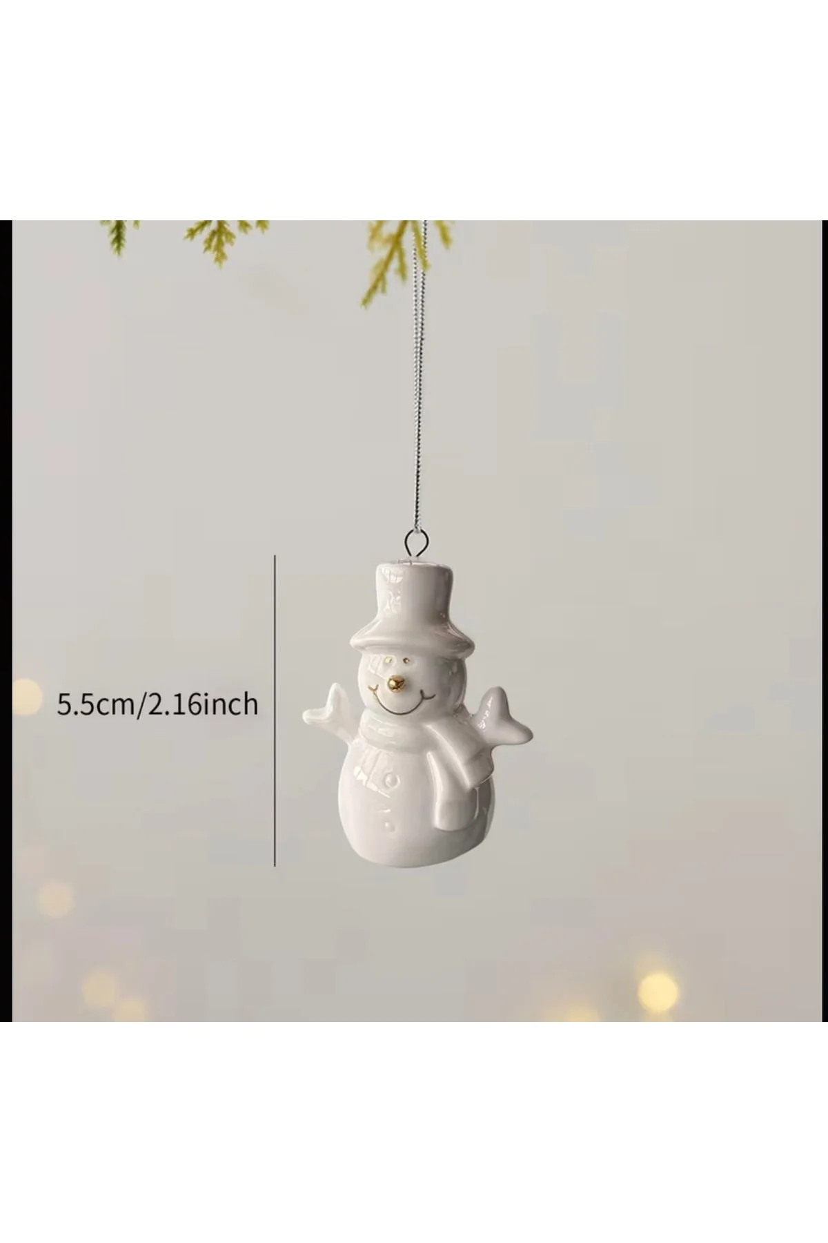 Porselen Kardan Adam Yılbaşı Ağaç Süsü – Dekoratif Seramik Yılbaşı Süsü (5.5 cm)
