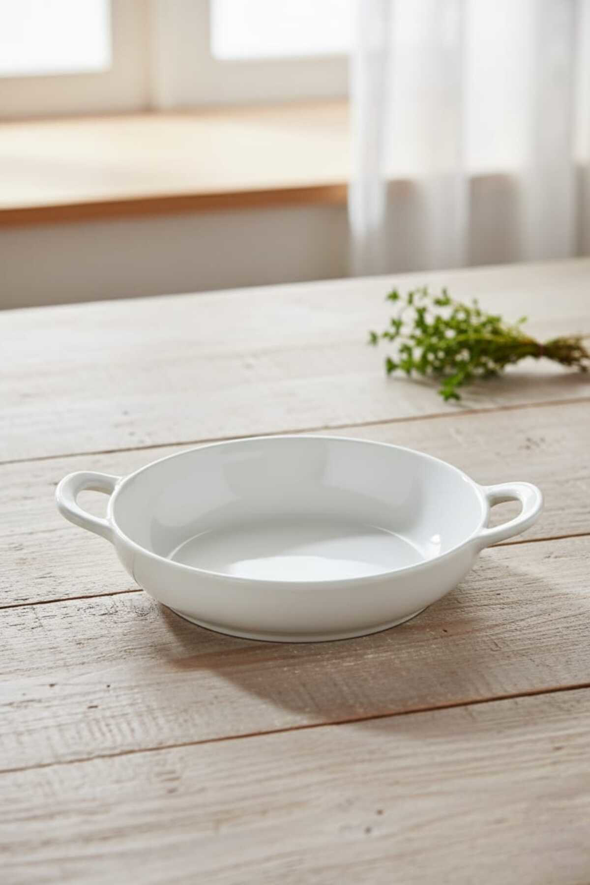 Porselen Oval Kulplu Meze ve Servis Kasesi 19x15x4,5 cm – Şık Sun Porselen Oval Kulplu Meze ve Servis Kasesi 19x15x4,5 cm – Şık Sun