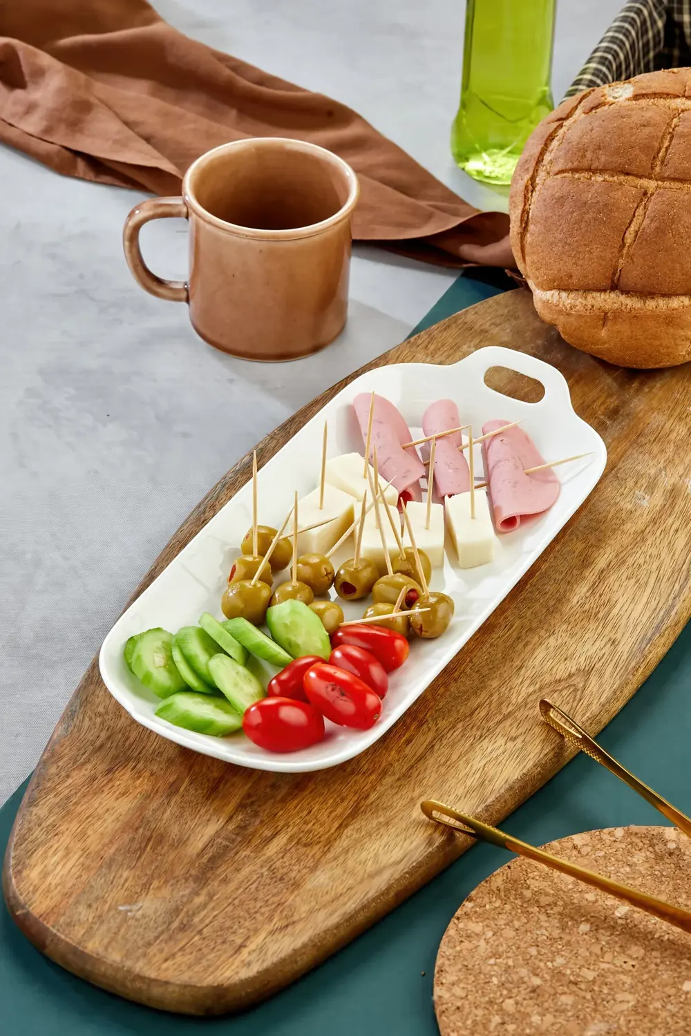 Porselen Uzun Kulplu Sunum Tabağı 31x13,5x3,5 cm