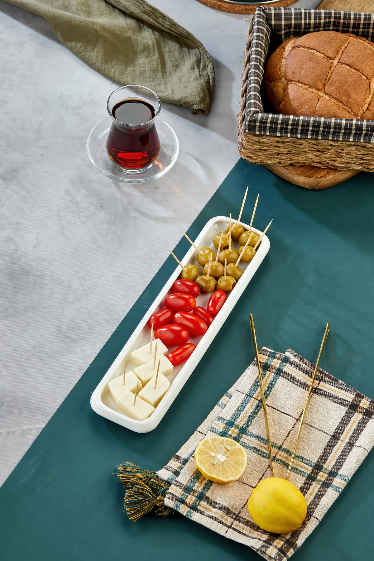 Porselen Uzun Sunum ve Meze Tabağı 28x7,5 cm – Şık Servis