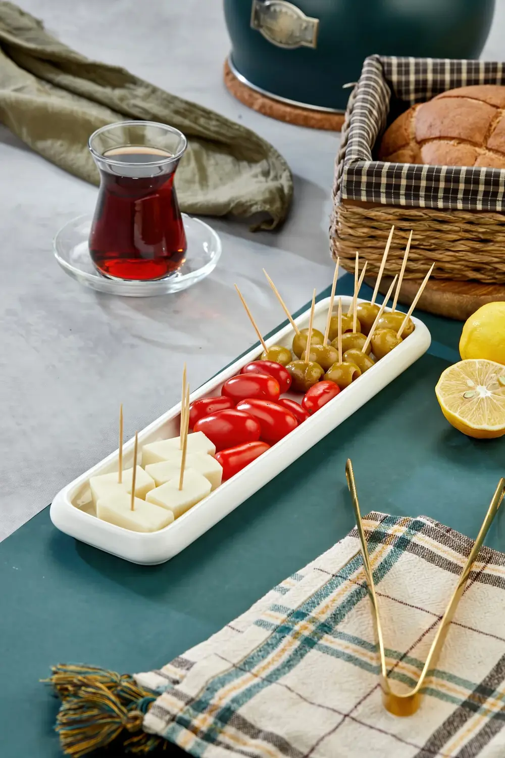 Porselen Uzun Sunum ve Meze Tabağı 28x7,5 cm – Şık Servis