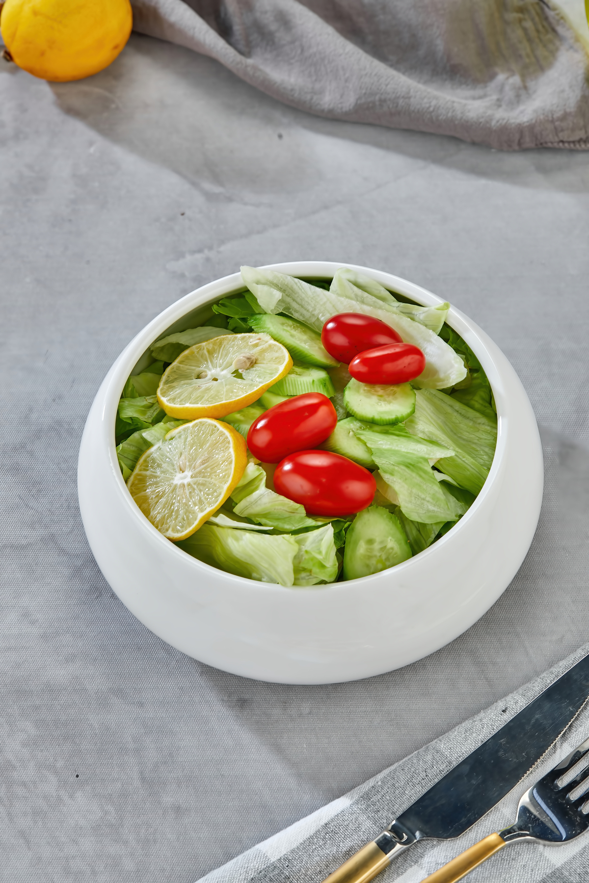 Porselen Yuvarlak Salata ve Servis Kasesi 17x6,5 cm
