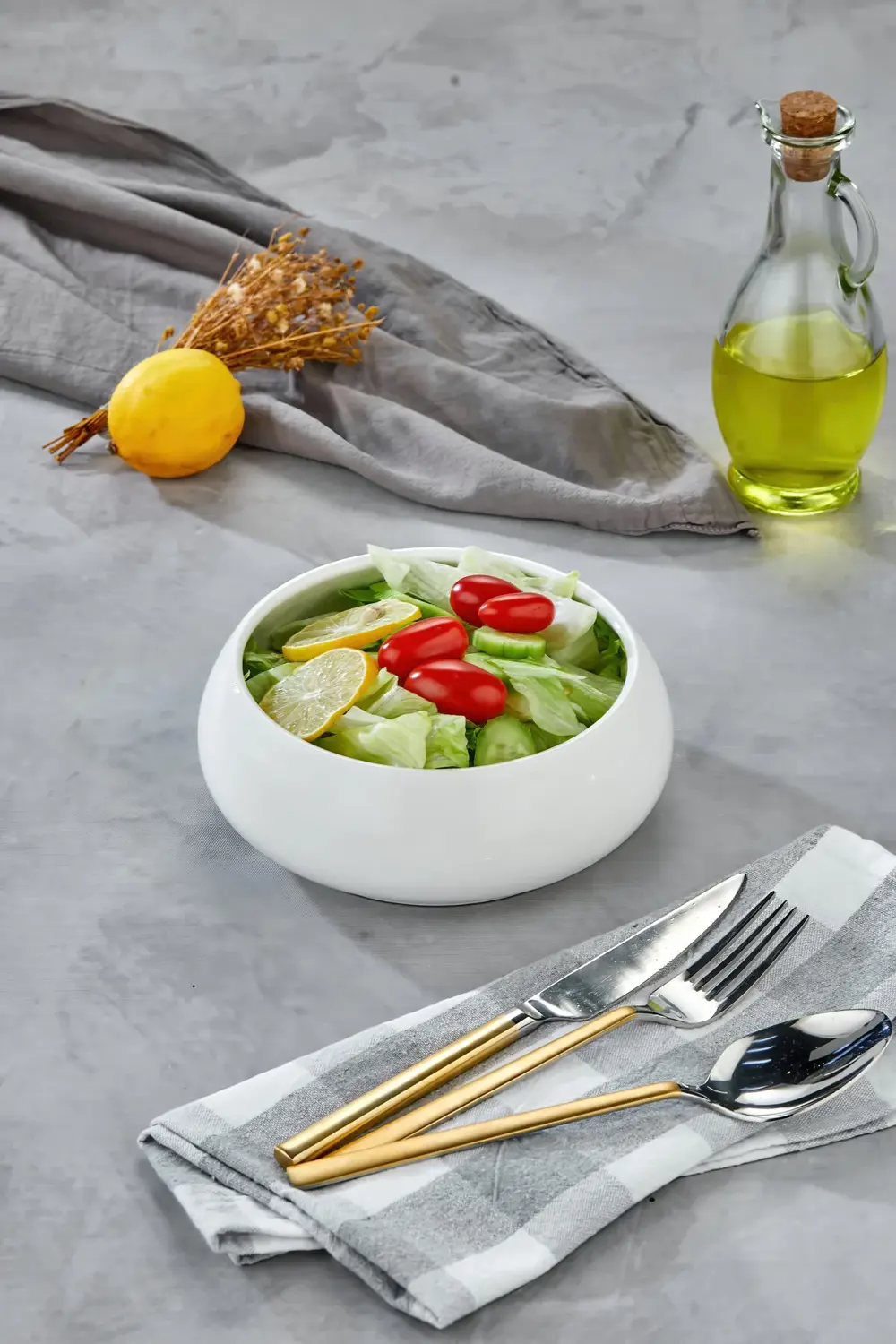 Porselen Yuvarlak Salata ve Servis Kasesi 17x6,5 cm