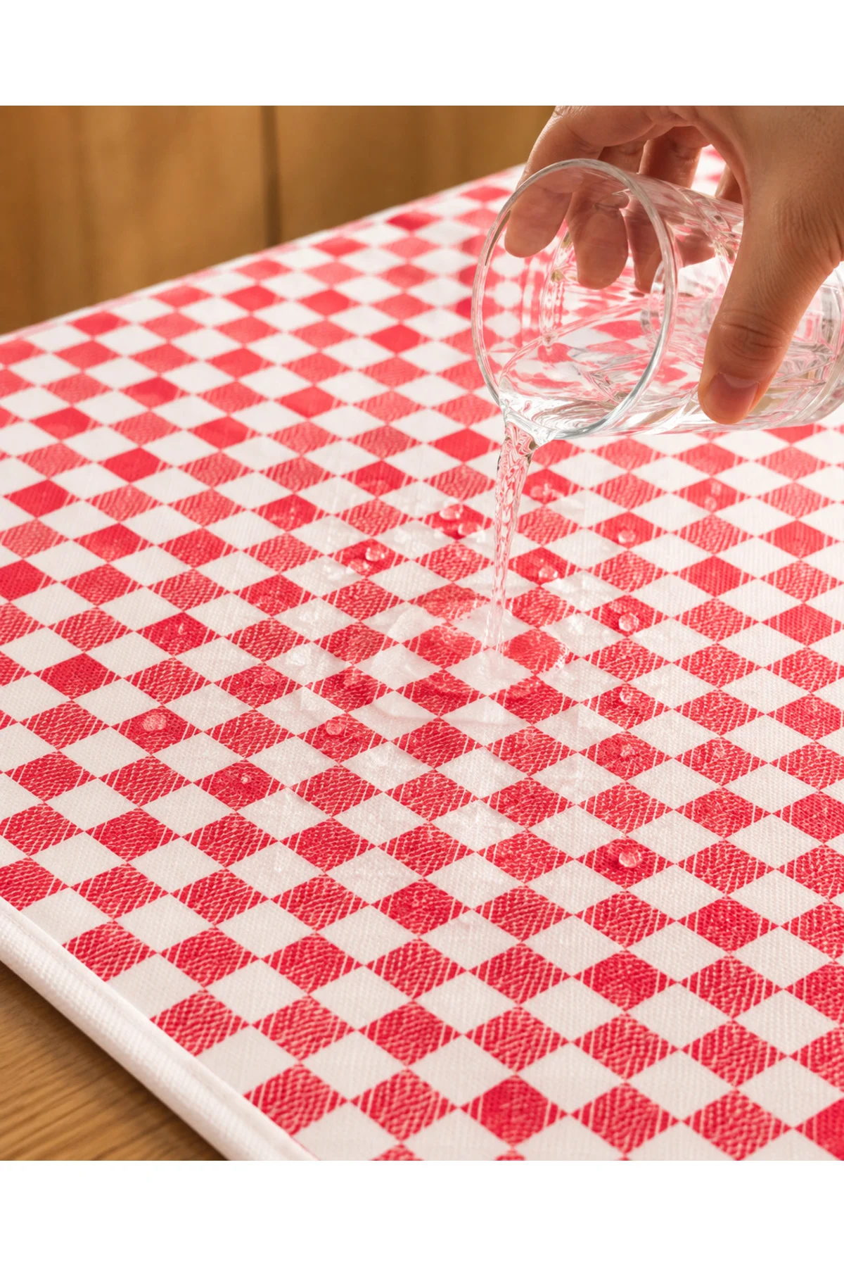 Pötikare Su İtici Çok Amaçlı Masa, Piknik ve Plaj Örtüsü 160 x 160 cm Kırmızı Beyaz