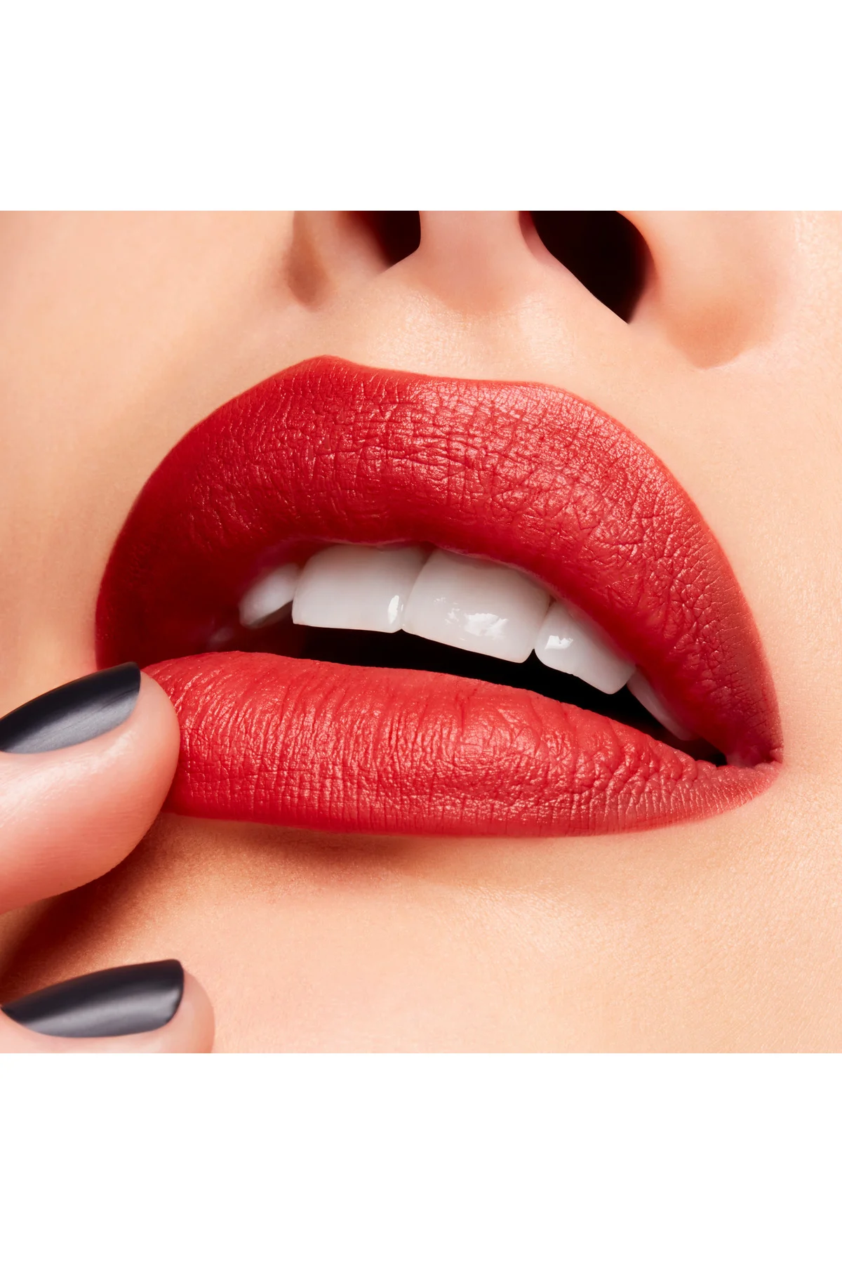 POWDER KISS VELVET BLUR SLIM STICK RUJ
