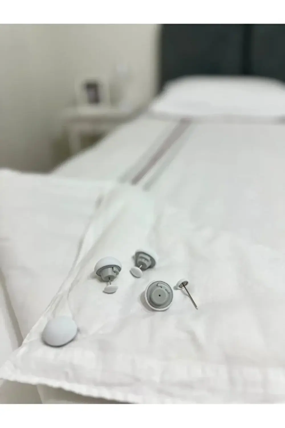 Pratik 12'li Mantar Şeklinde Yorgan Sabitleme Iğnesi Düğmeli Klip